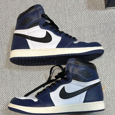Nike Air Jordan 1 Retro High OG "Midnight Navy"
