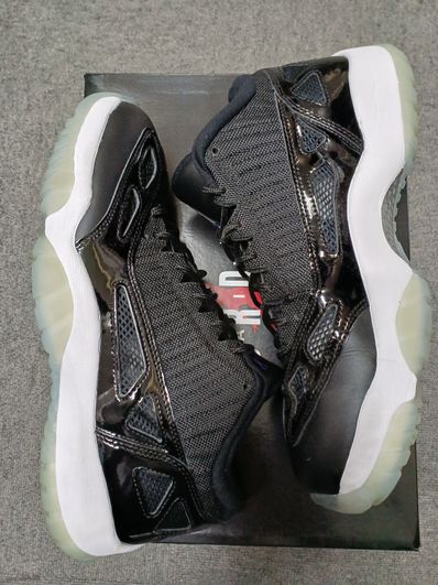 Nike Air Jordan 11 Retro Low IE "Space Jam"