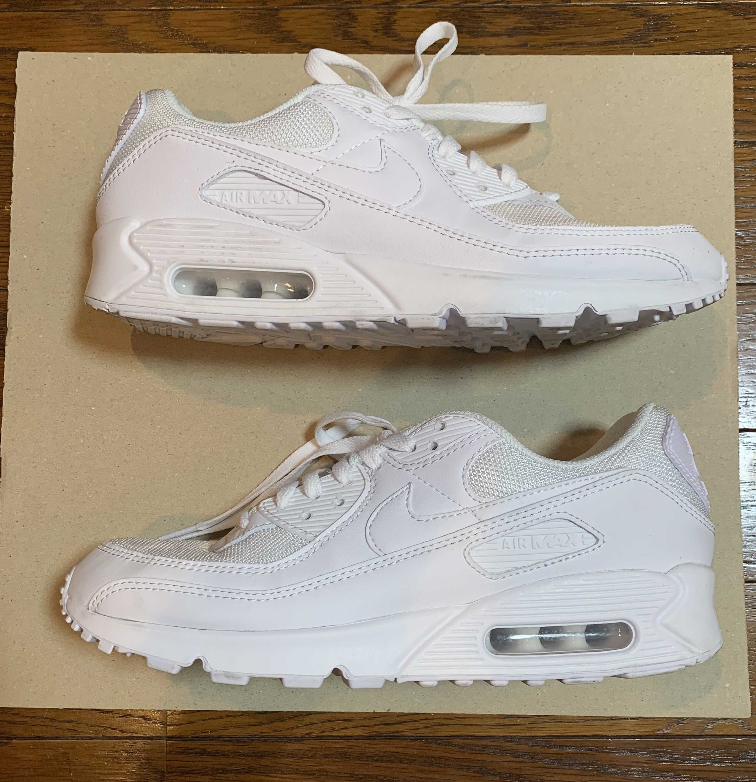 Nike Air Max 90 Recraft "Triple White"