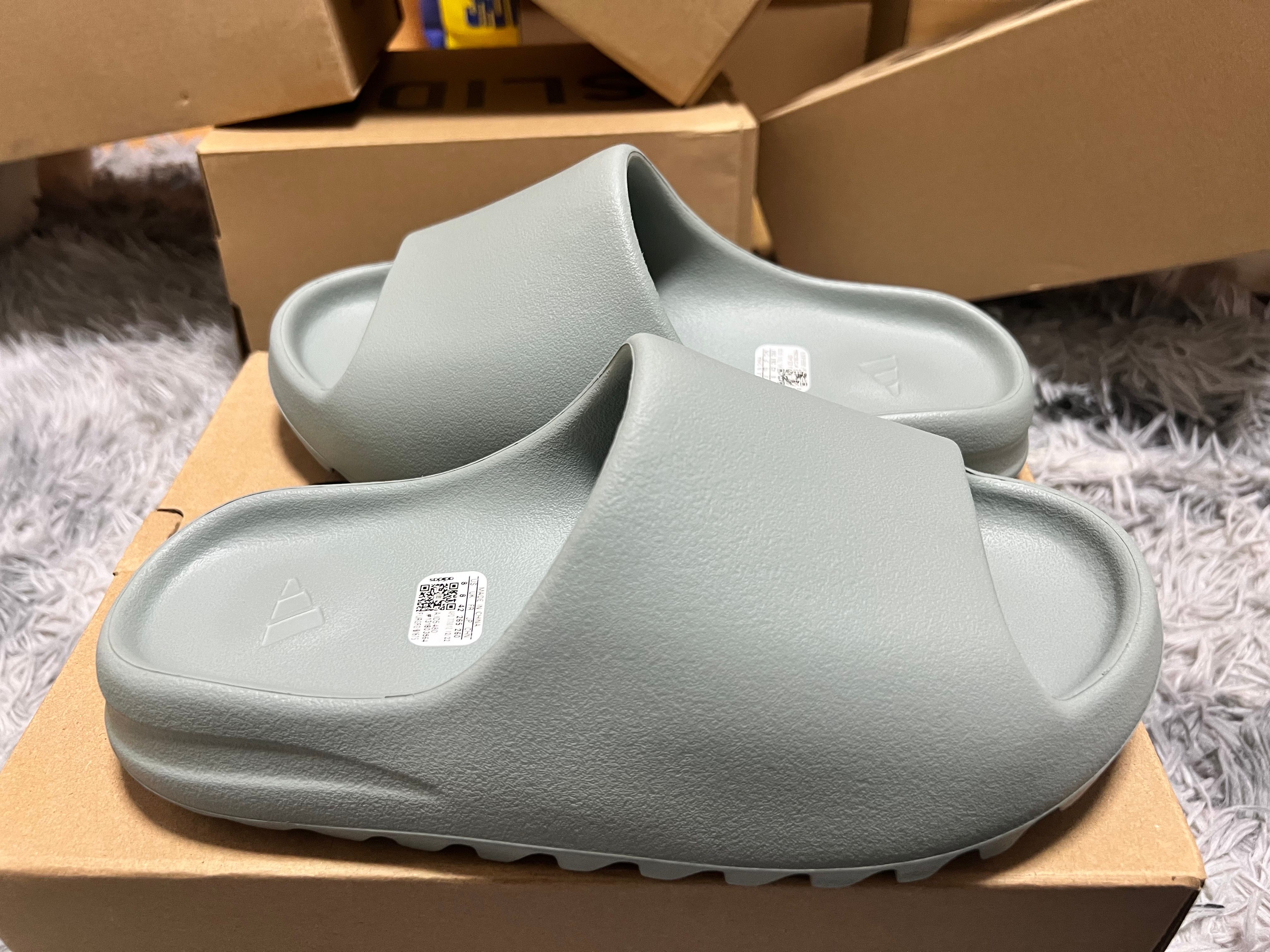 adidas YEEZY Slide "Salt"