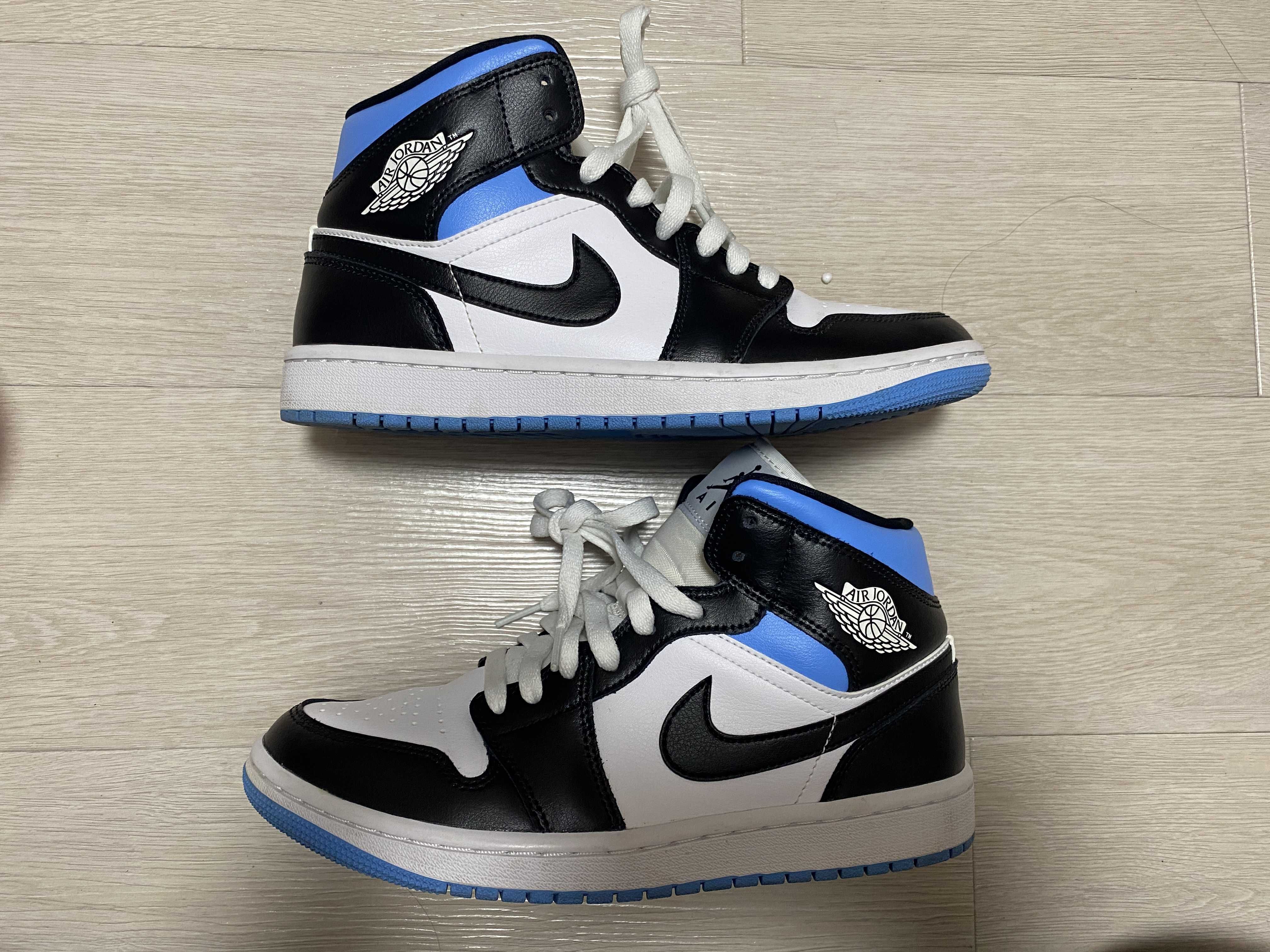 Nike Women's Air Jordan 1 Mid "Black/University Blue"