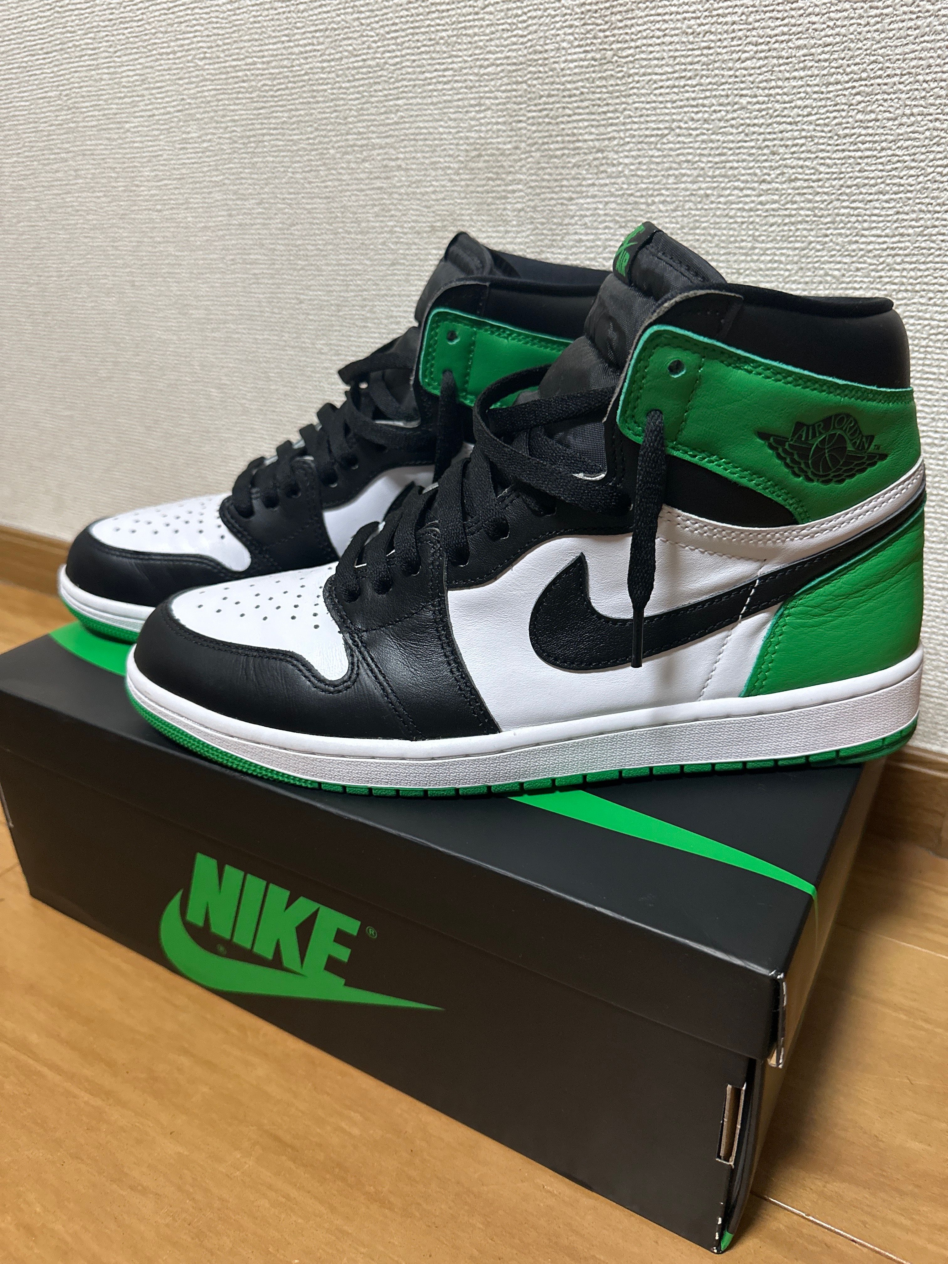 Nike Air Jordan 1 Retro High OG "Celtics/Black and Lucky Green" (2023)