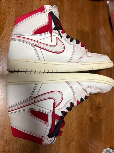 Nike Air Jordan 1 Retro High OG "Sail/University Red"