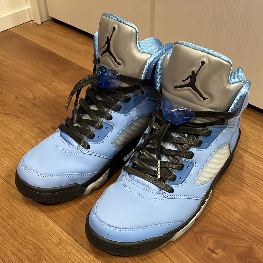 エアジョーダン5 ジョーダン エアジョーダン5 (JORDAN Air Jordan 5) の新作・中古通販