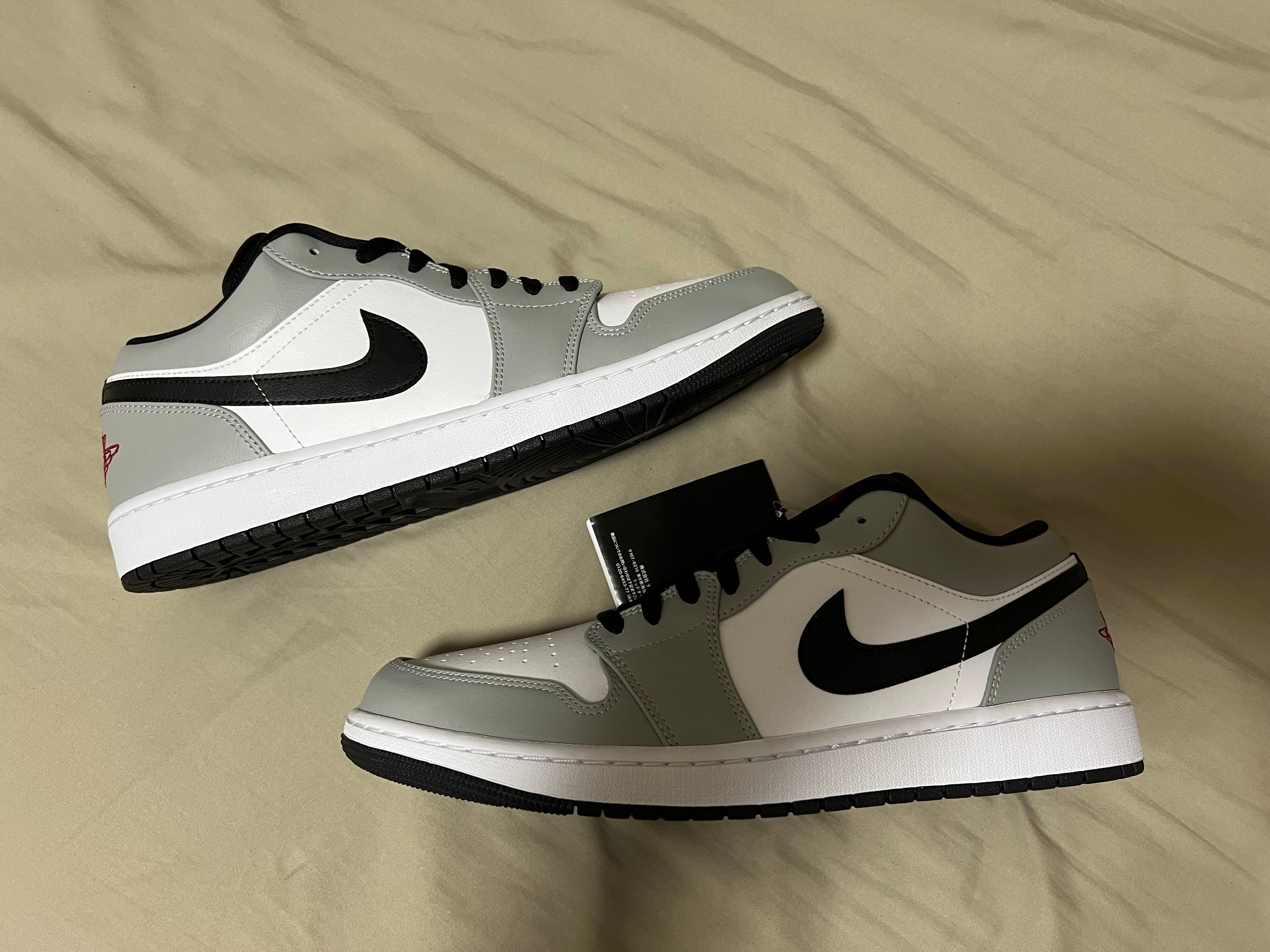 Nike Air Jordan 1 Low "Light Smoke Grey"