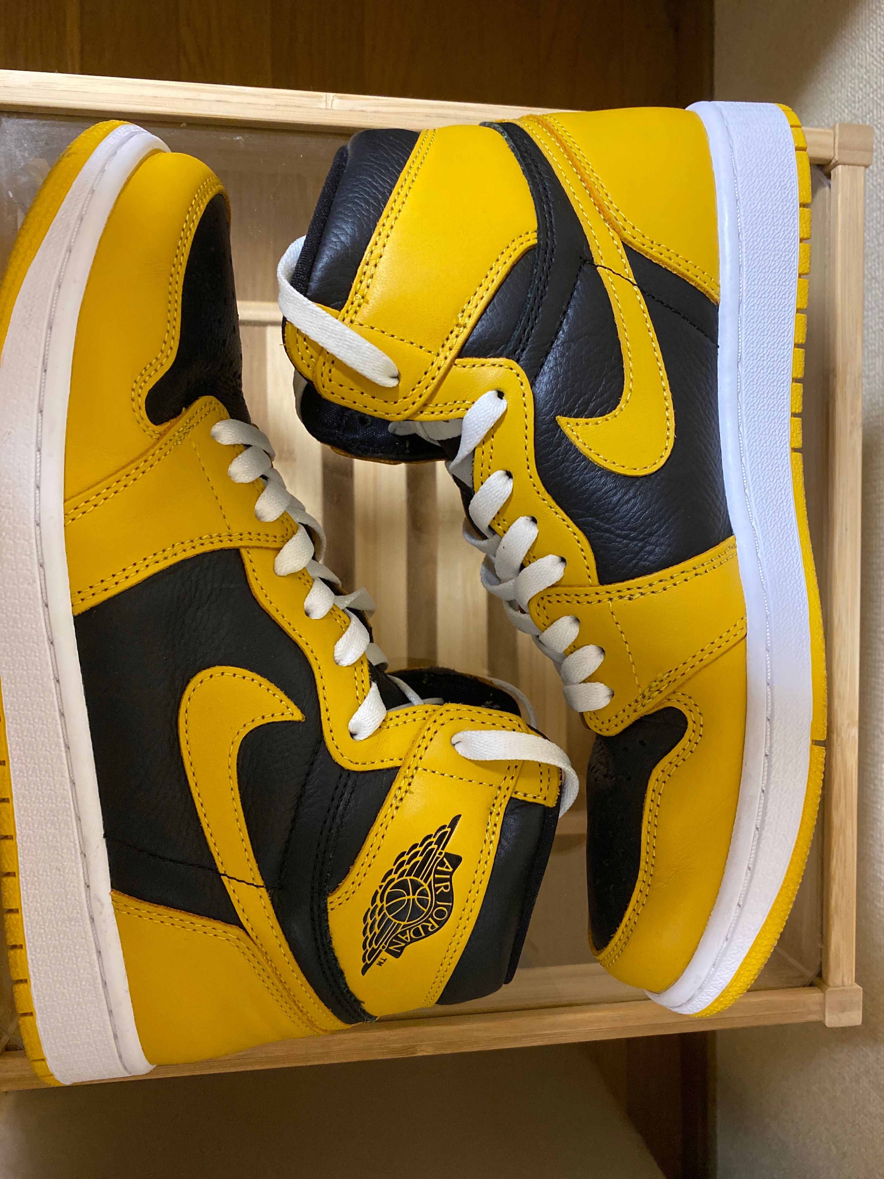 Nike Air Jordan 1 High OG "Pollen"