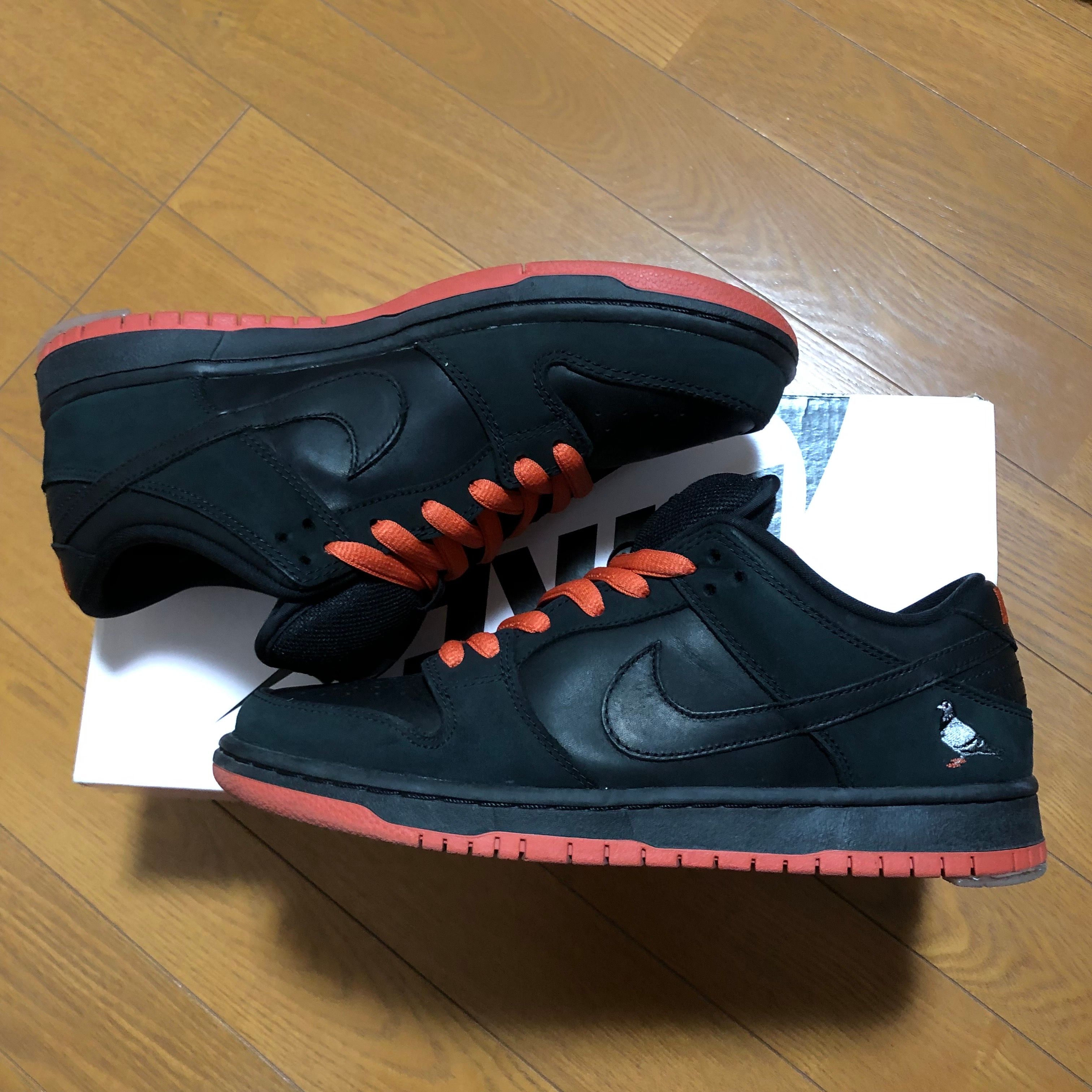 Nike SB Dunk Low TRD QS "Black Pigeon"