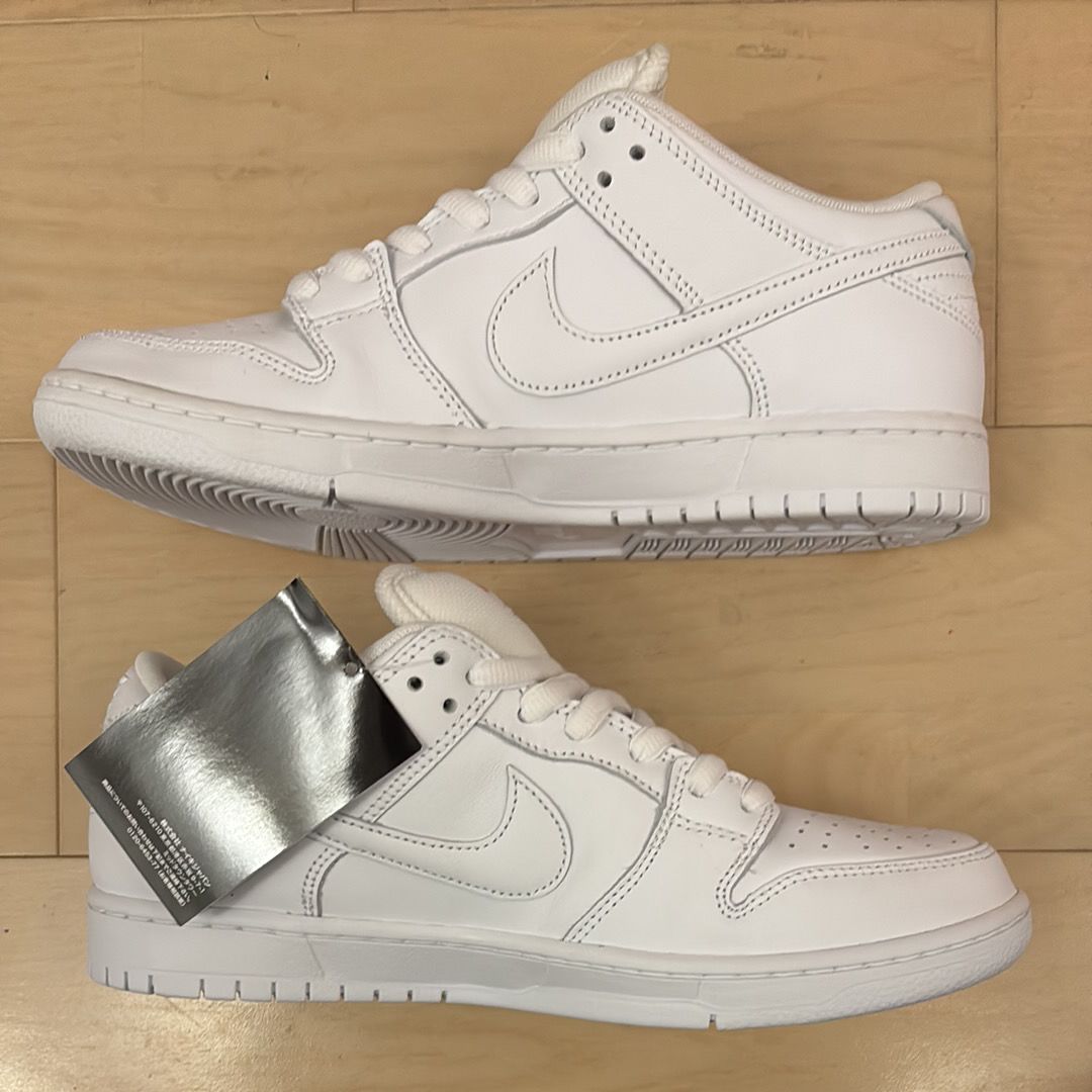Nike SB Dunk Low Pro ISO "Triple White"