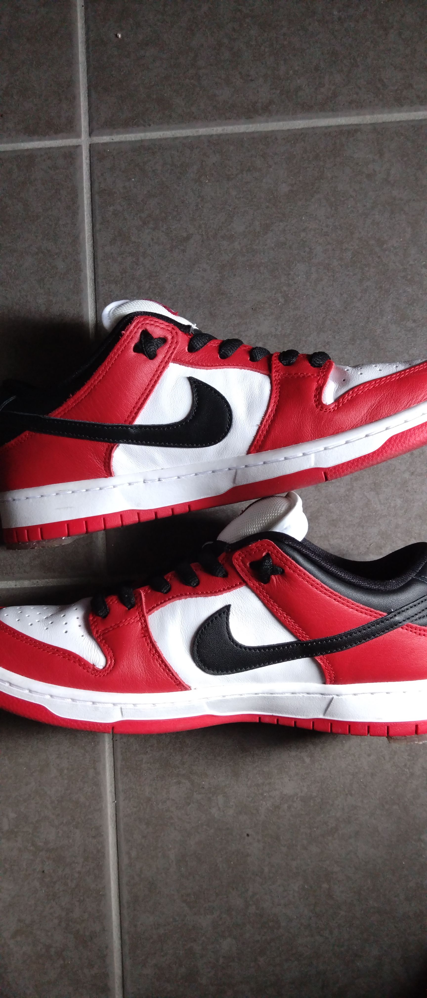 Nike SB Dunk Low Pro "J-Pack Chicago/Varsity Red and White"