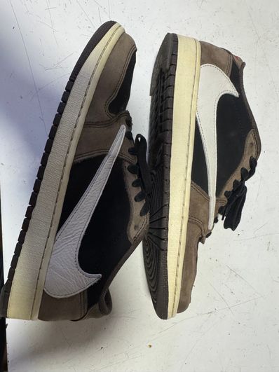 Travis Scott × Nike Air Jordan 1 Low OG SP-T "Black/Dark Mocha"