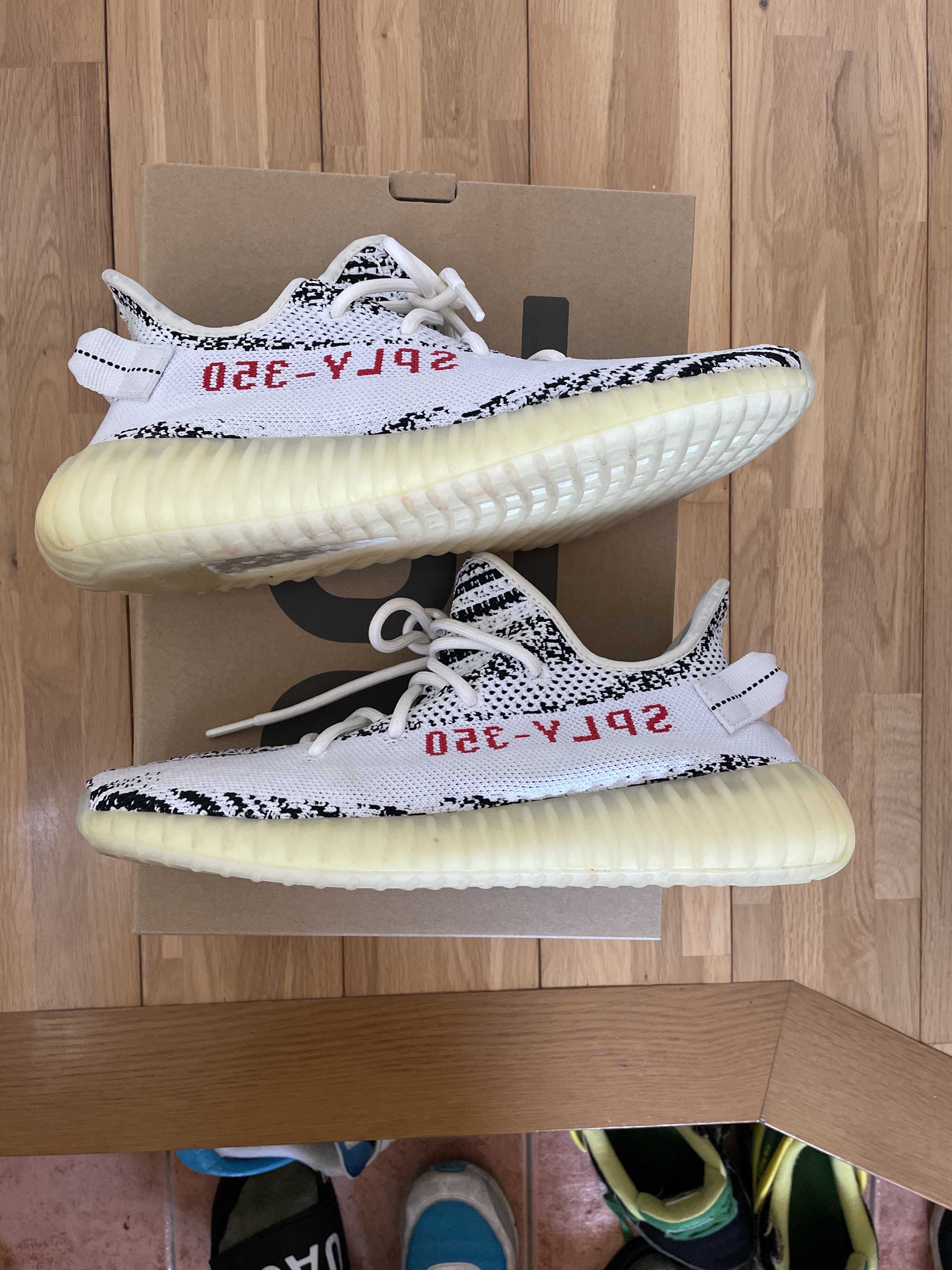 adidas YEEZY Boost 350 V2 "Zebra"
