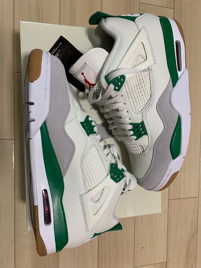 Nike SB × Air Jordan 4 Retro SP "Pine Green"