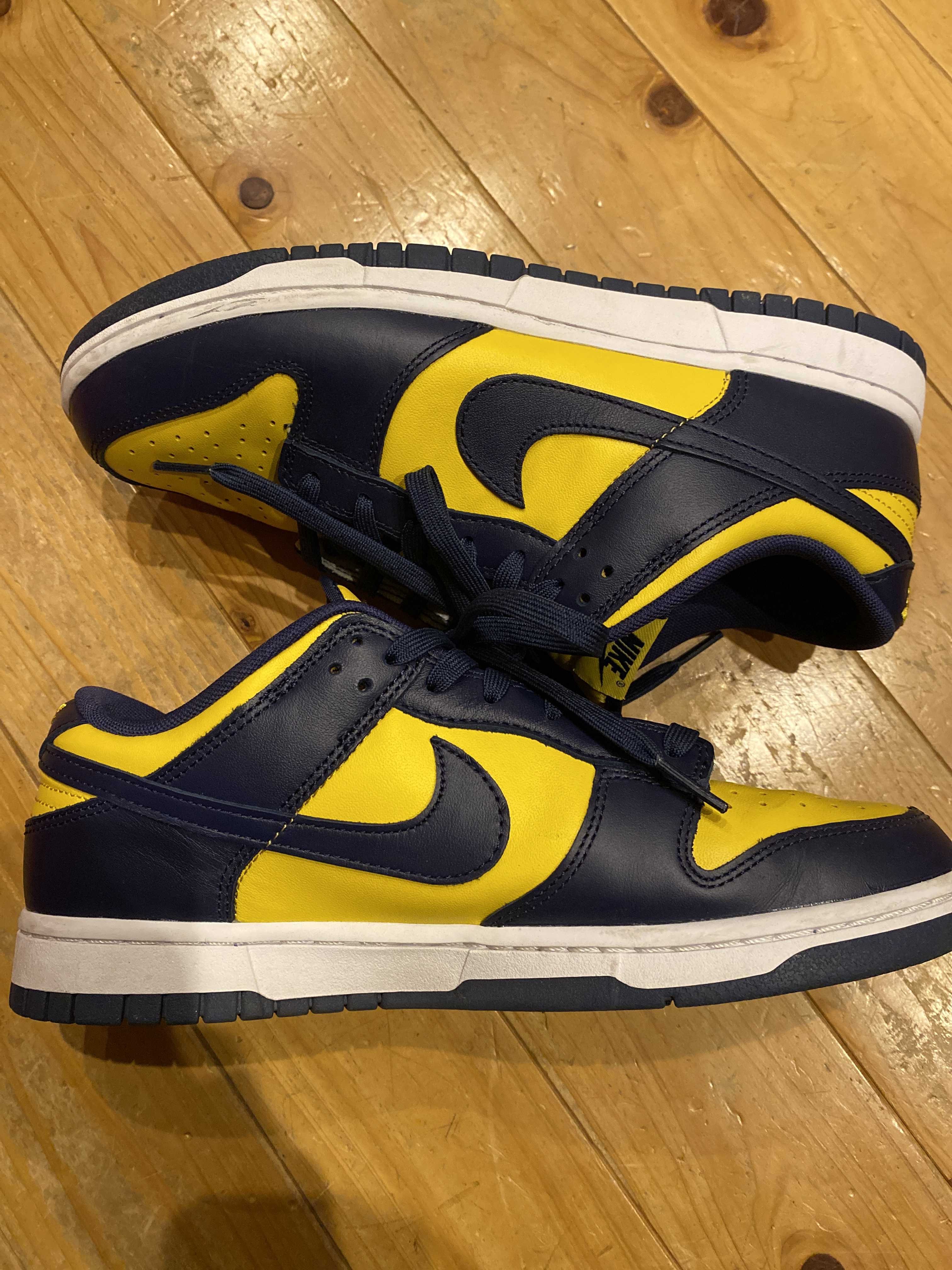 Nike Dunk Low "Michigan"