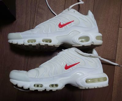 Supreme x Nike Air Max Plus TN "White/Speed Red"