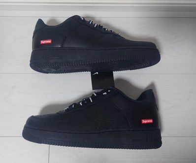 Supreme × Nike Air Force 1 Low "Black"