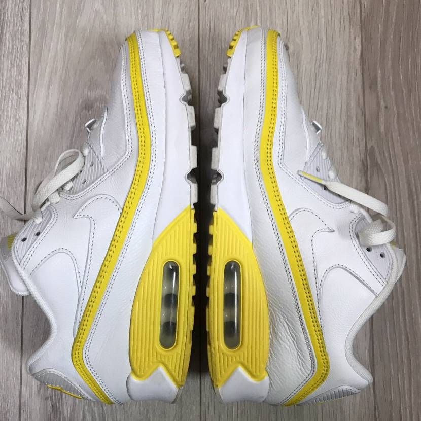 UNDEFEATED × Nike Air Max 90 "White Optic Yellow"