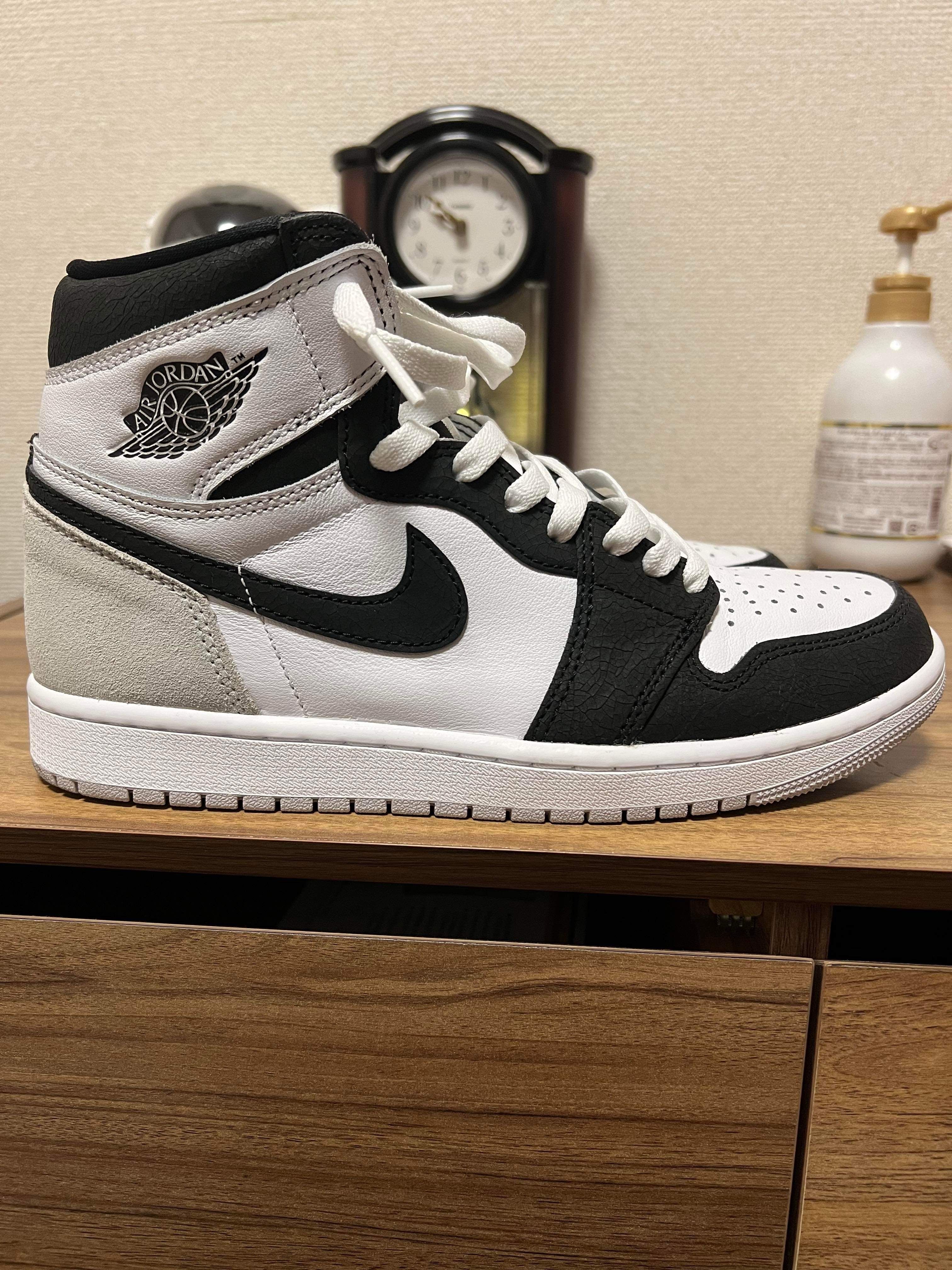 Nike Air Jordan 1 High OG "Bleached Coral"
