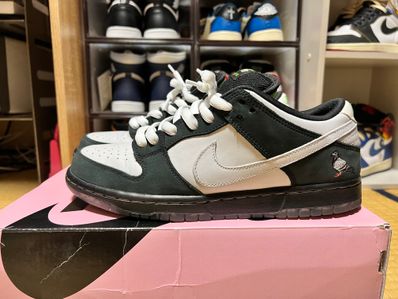 STAPLE × Nike SB Dunk Low "Pigeon Black/White"
