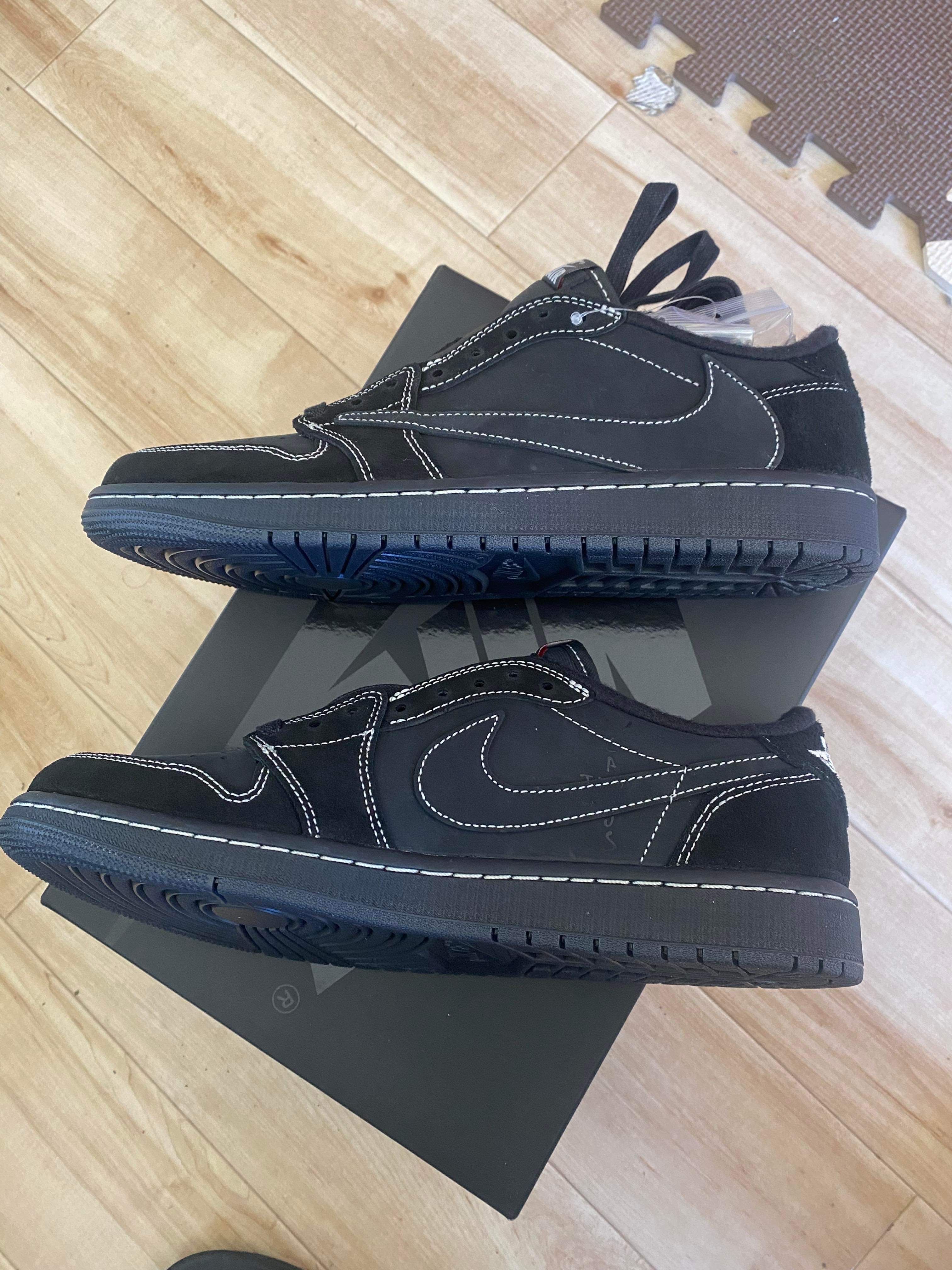 Travis Scott × Nike Air Jordan 1 Low OG SP "Black Phantom"