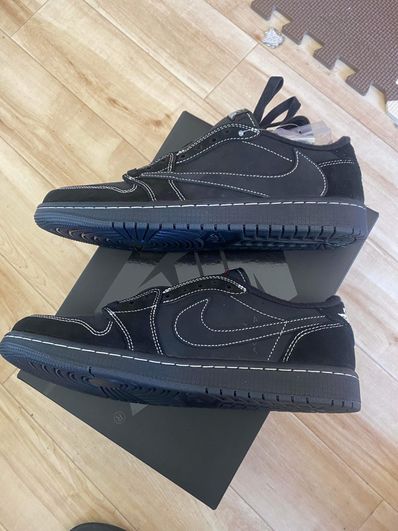 Travis Scott × Nike Air Jordan 1 Low OG SP "Black Phantom"