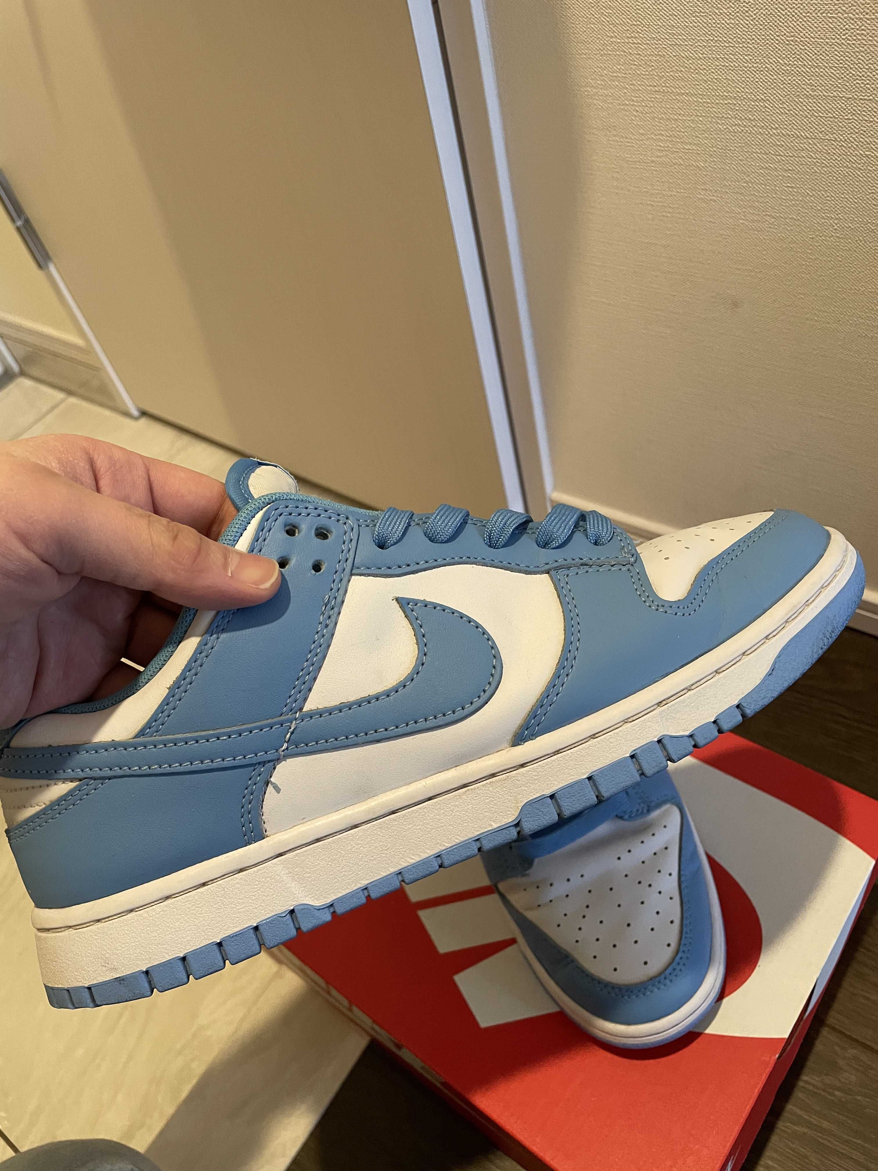 Nike Dunk Low "University Blue"