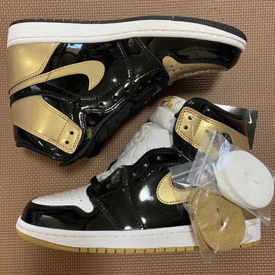 Nike Air Jordan 1 Retro High "Gold Top 3"
