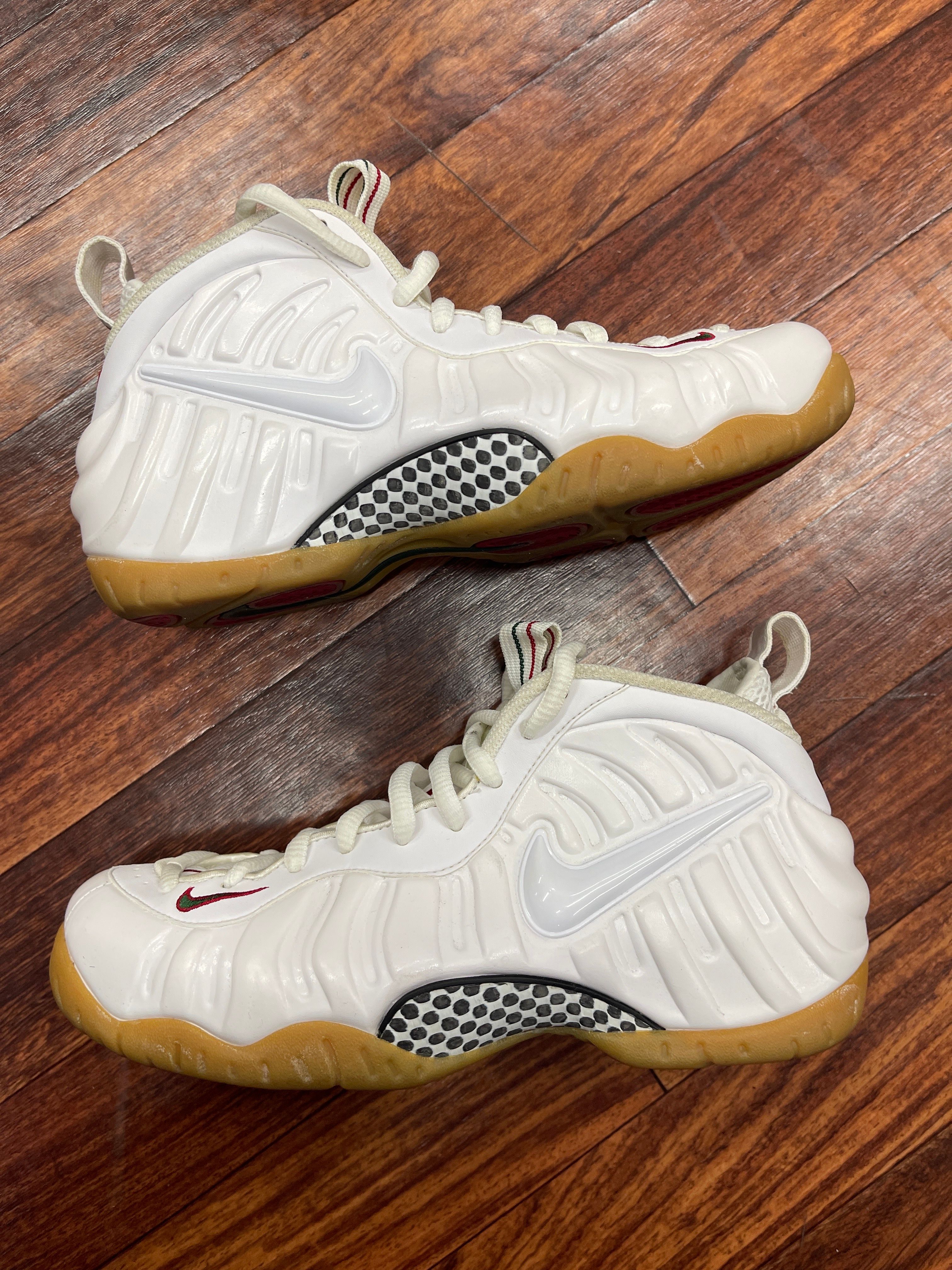 Nike Air Foamposite Pro "White Gucci"