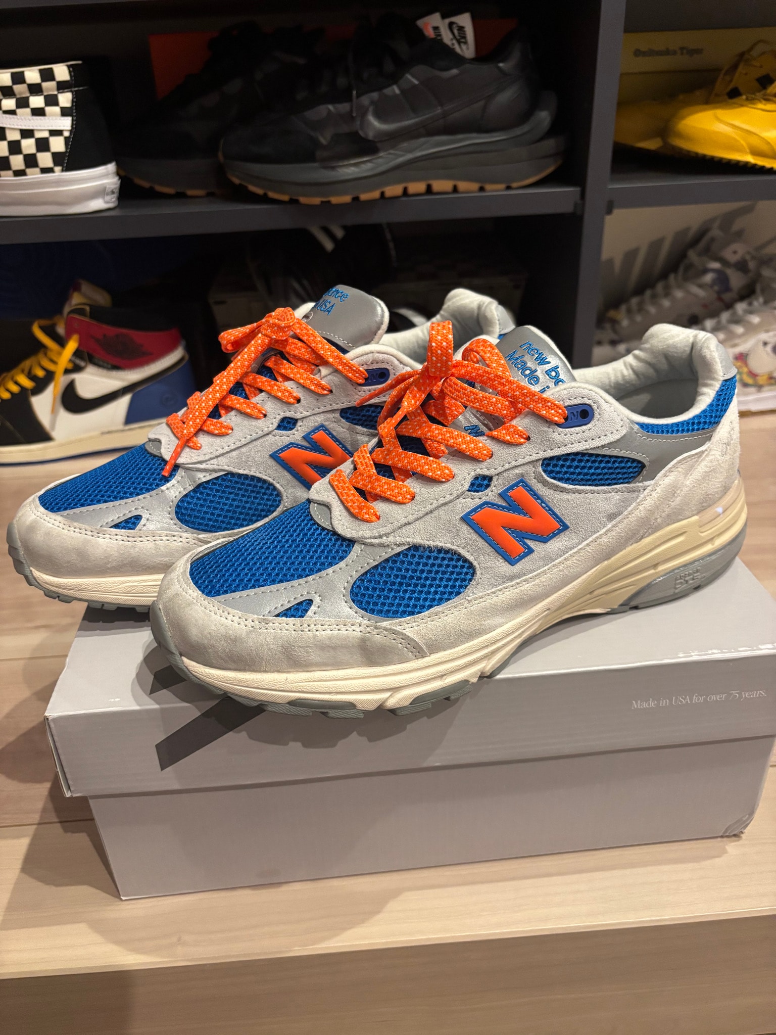KITH × New Balance 993 Madison Square Garden "Ancient Scroll/Grey Matter"