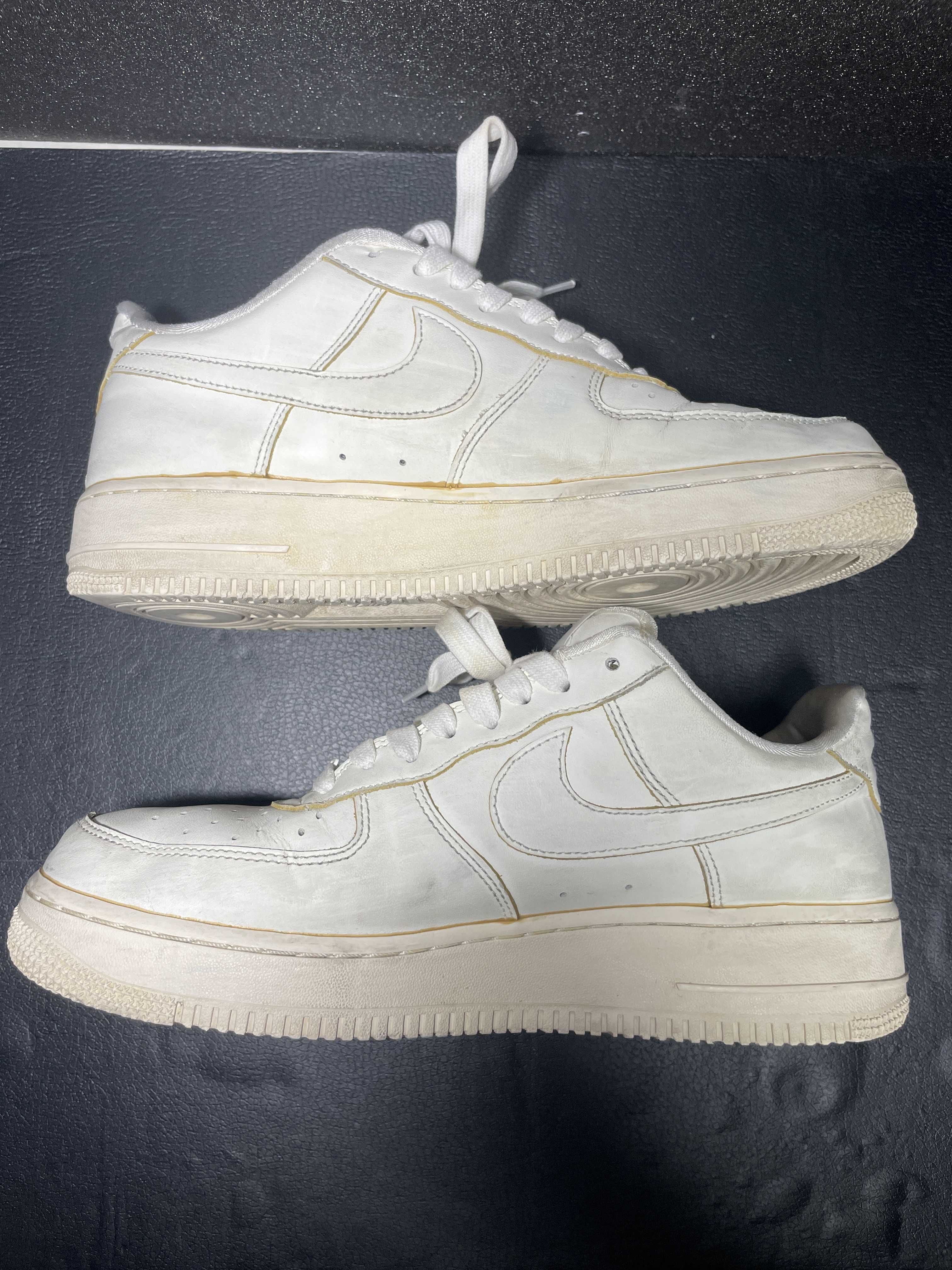 Nike Air Force 1 Low '07 LV8 "Made You Look"