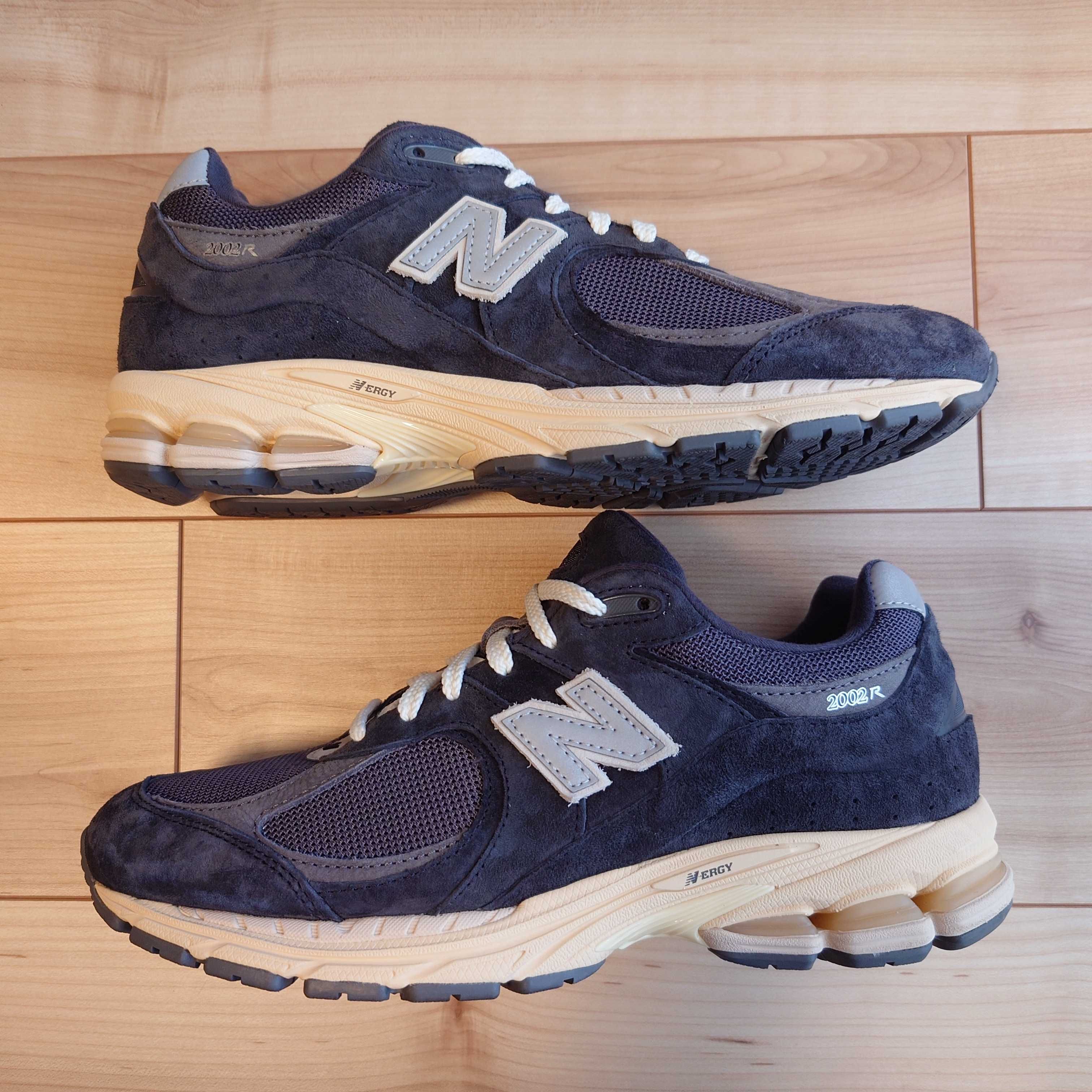 New Balance 2002R "Phantom"