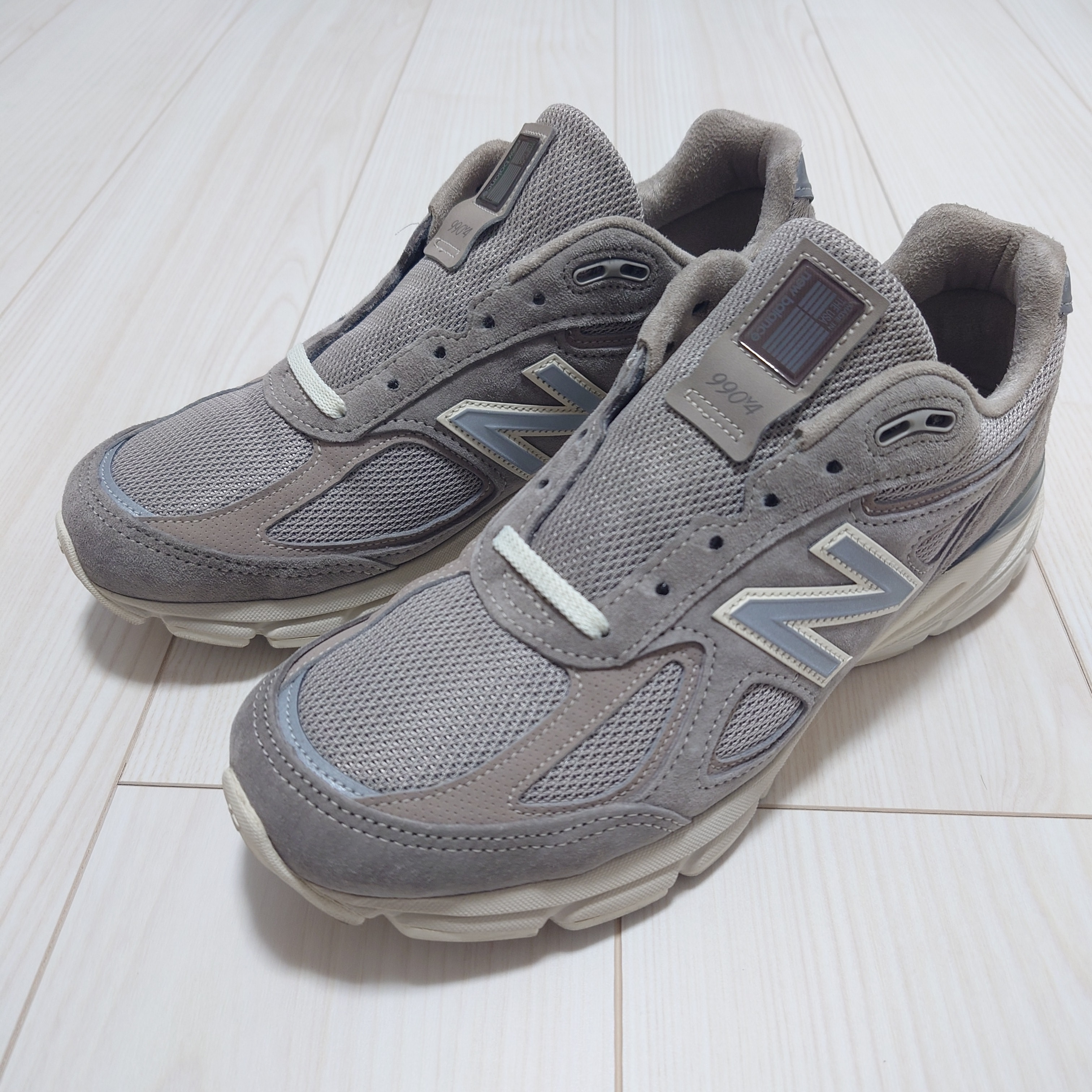 KITH × New Balance 990V4 "Moonrock"