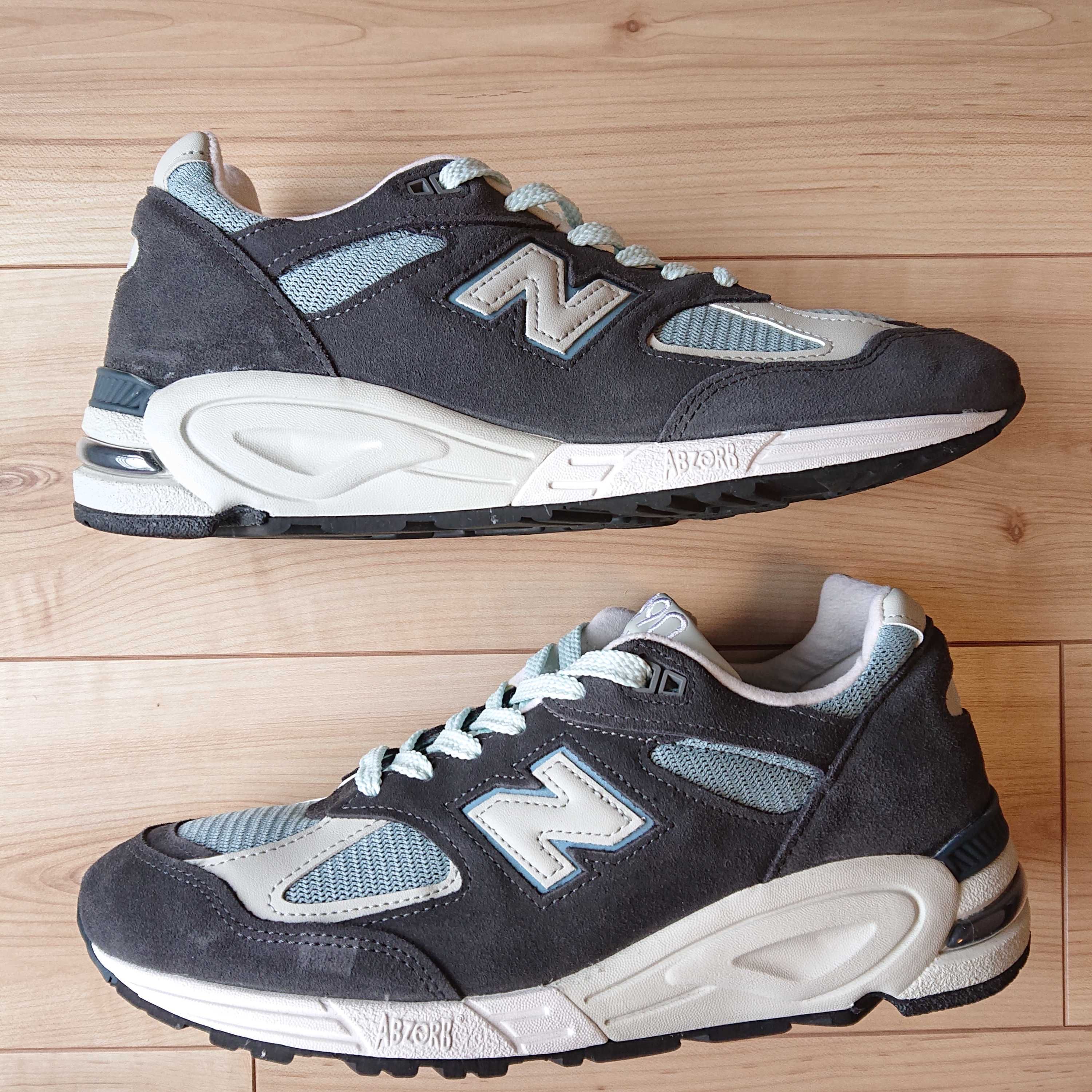 KITH Ronnie Fieg × New Balance 990V2 "Steel Blue"