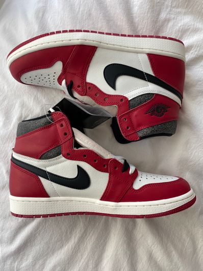 Nike Air Jordan 1 High OG "Lost & Found/Chicago"