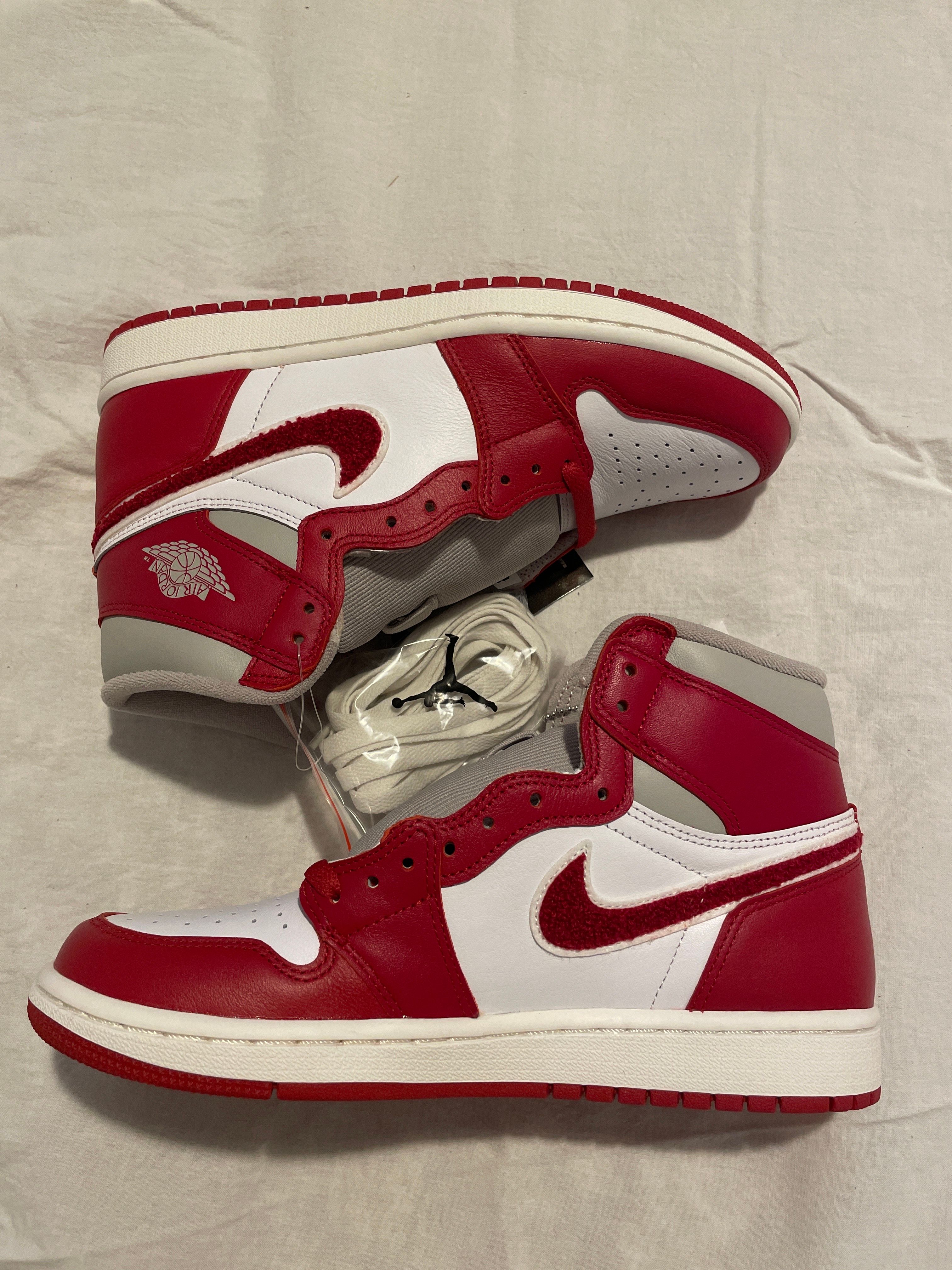 Nike WMNS Air Jordan 1 High OG 