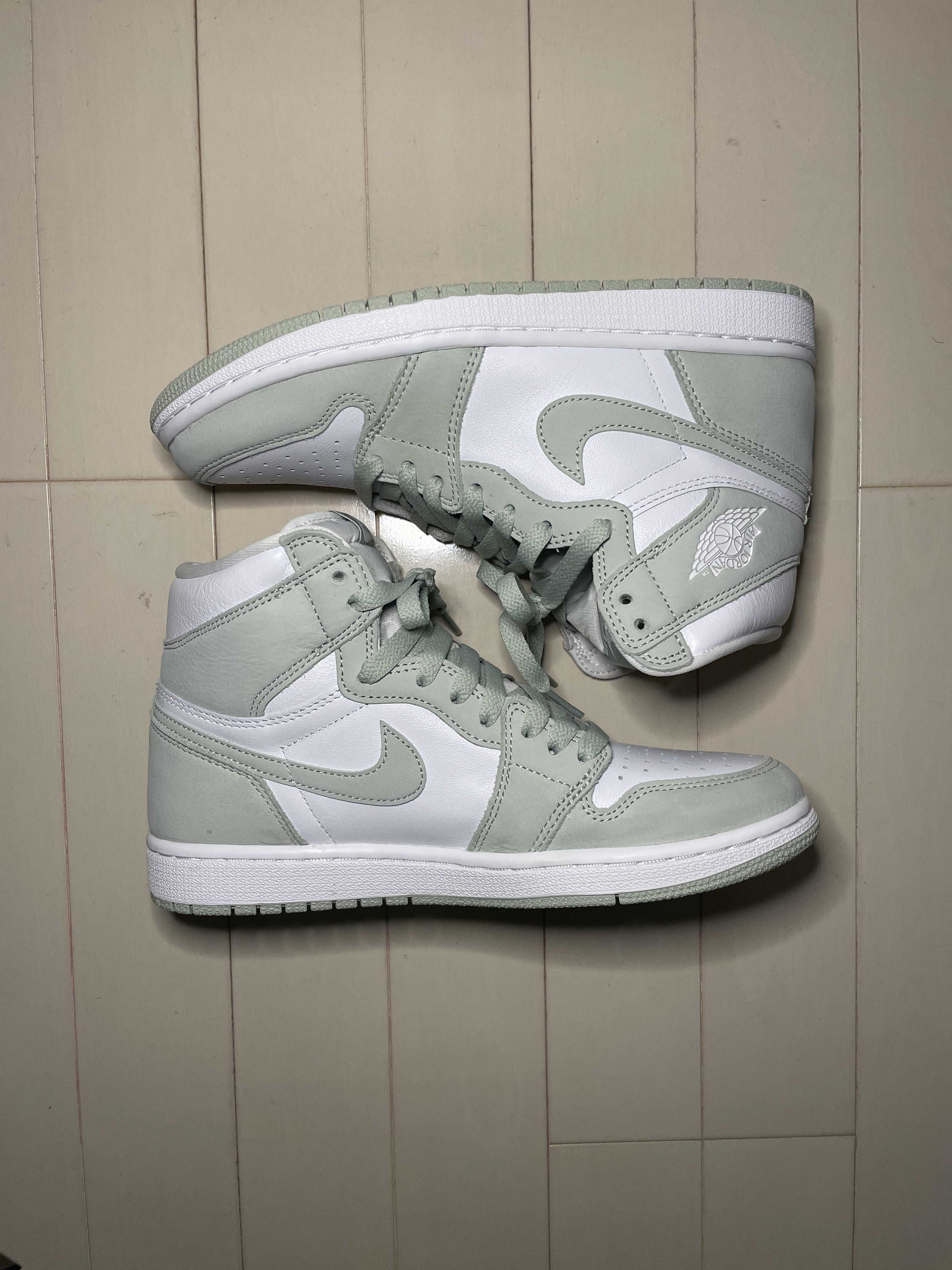 Nike Women's Air Jordan 1 High OG "Seafoam"