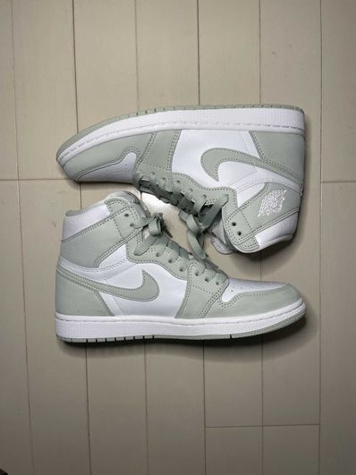 Nike Women's Air Jordan 1 High OG "Seafoam"