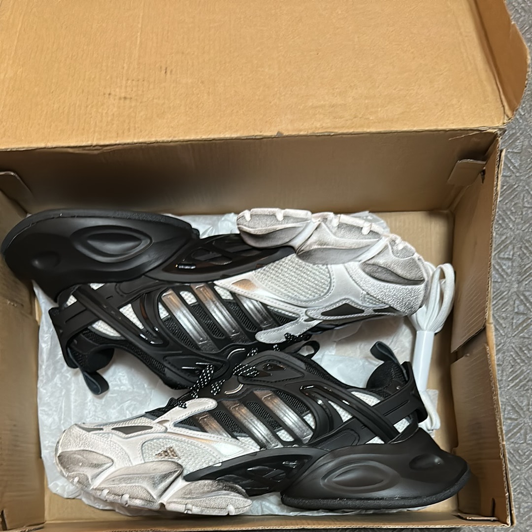 adidas XLG Runner Deluxe "White/Black"