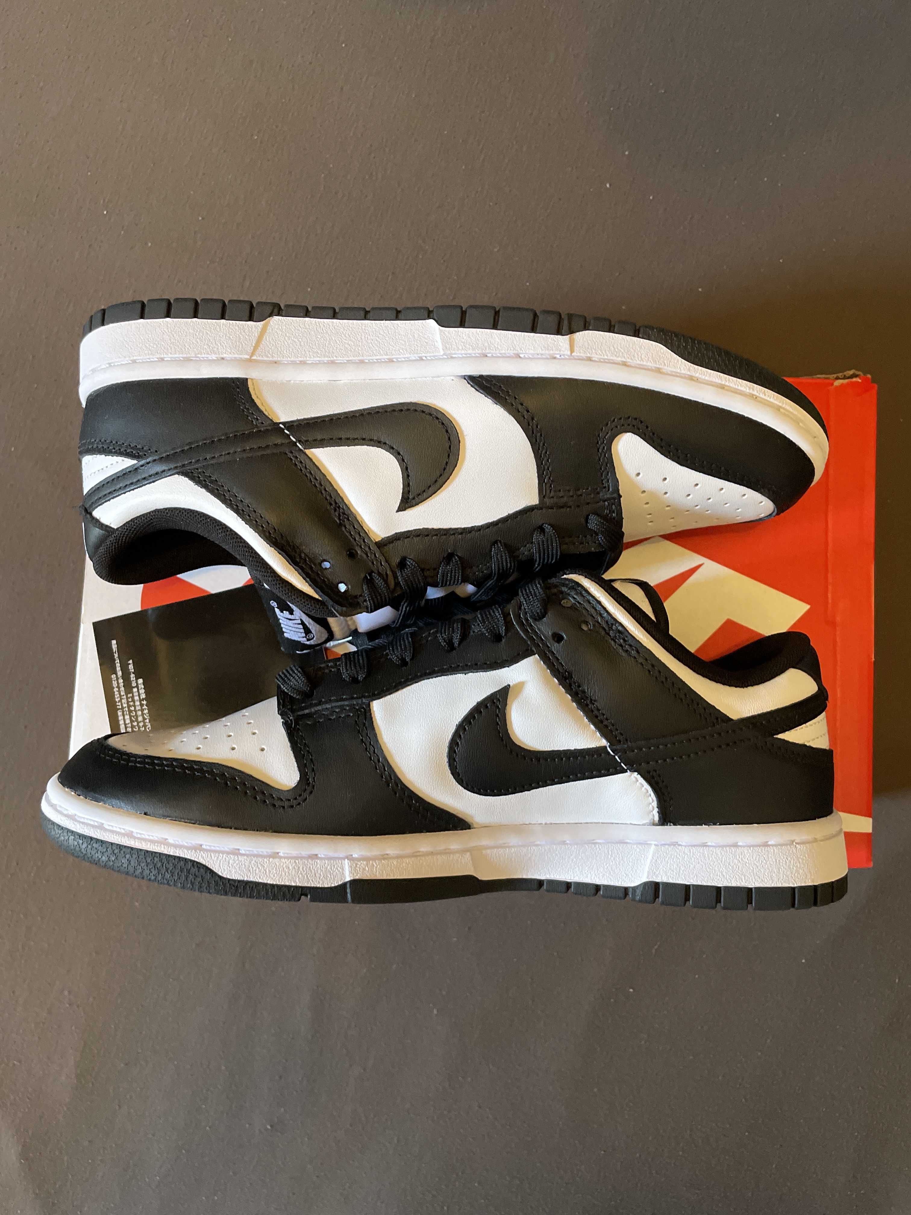 Nike Dunk Low Retro "Panda/White/Black"