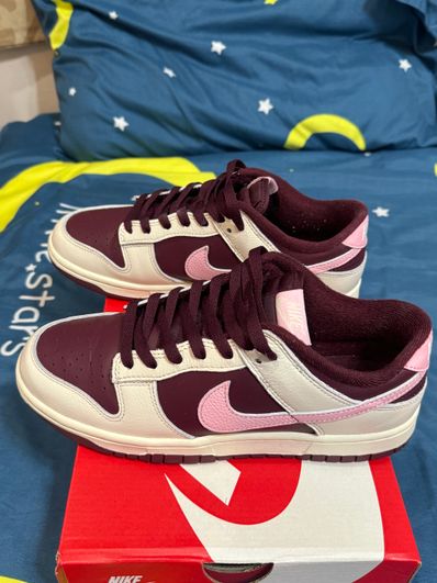 Nike Dunk Low "Valentine’s Day" (2023)