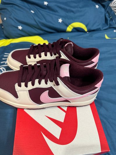 Nike Dunk Low "Valentine’s Day" (2023)