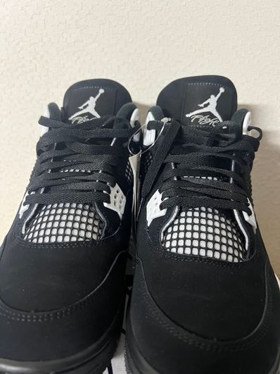 Nike Air Jordan 4 Retro "White Thunder"