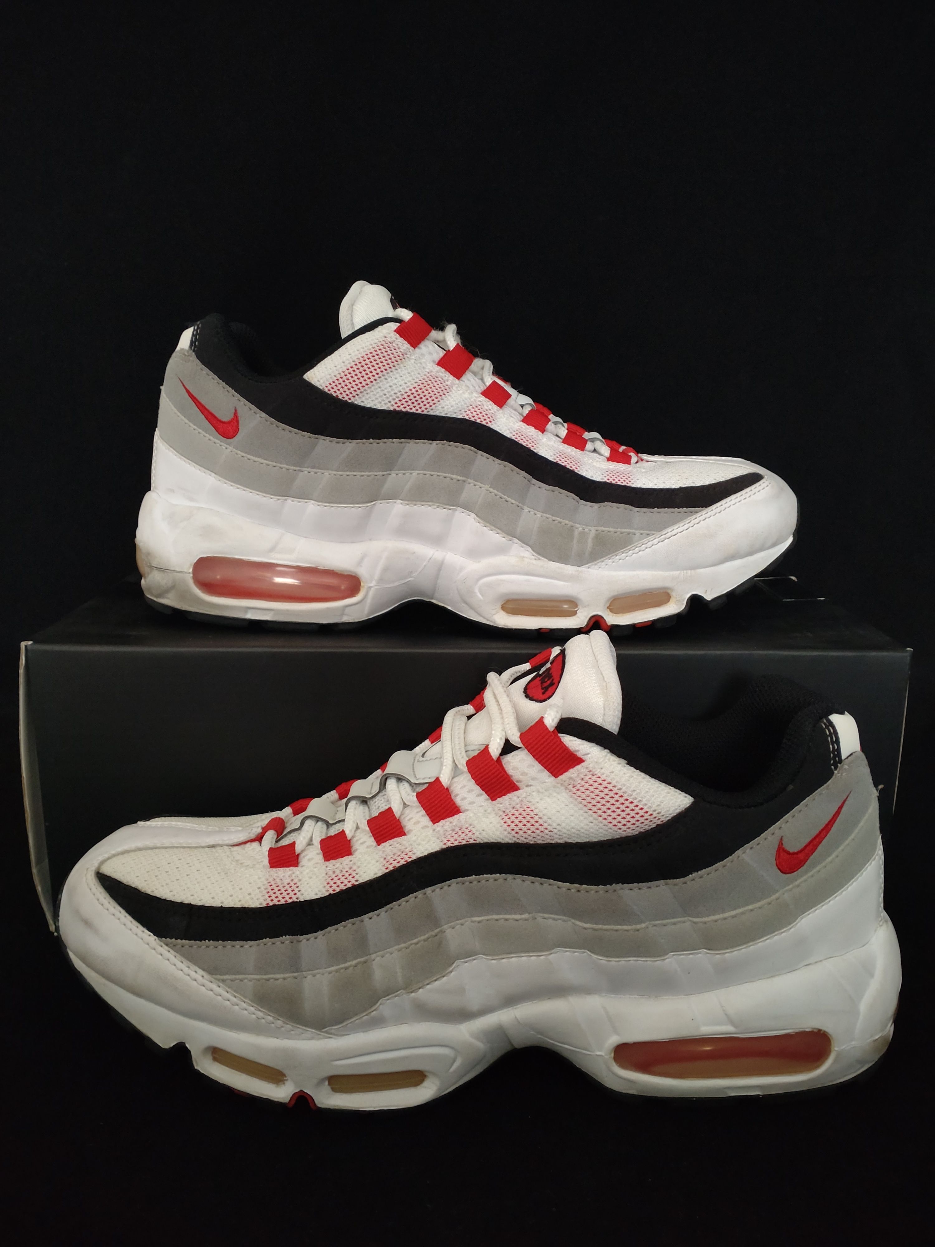Nike Air Max 95 "Comet Red"