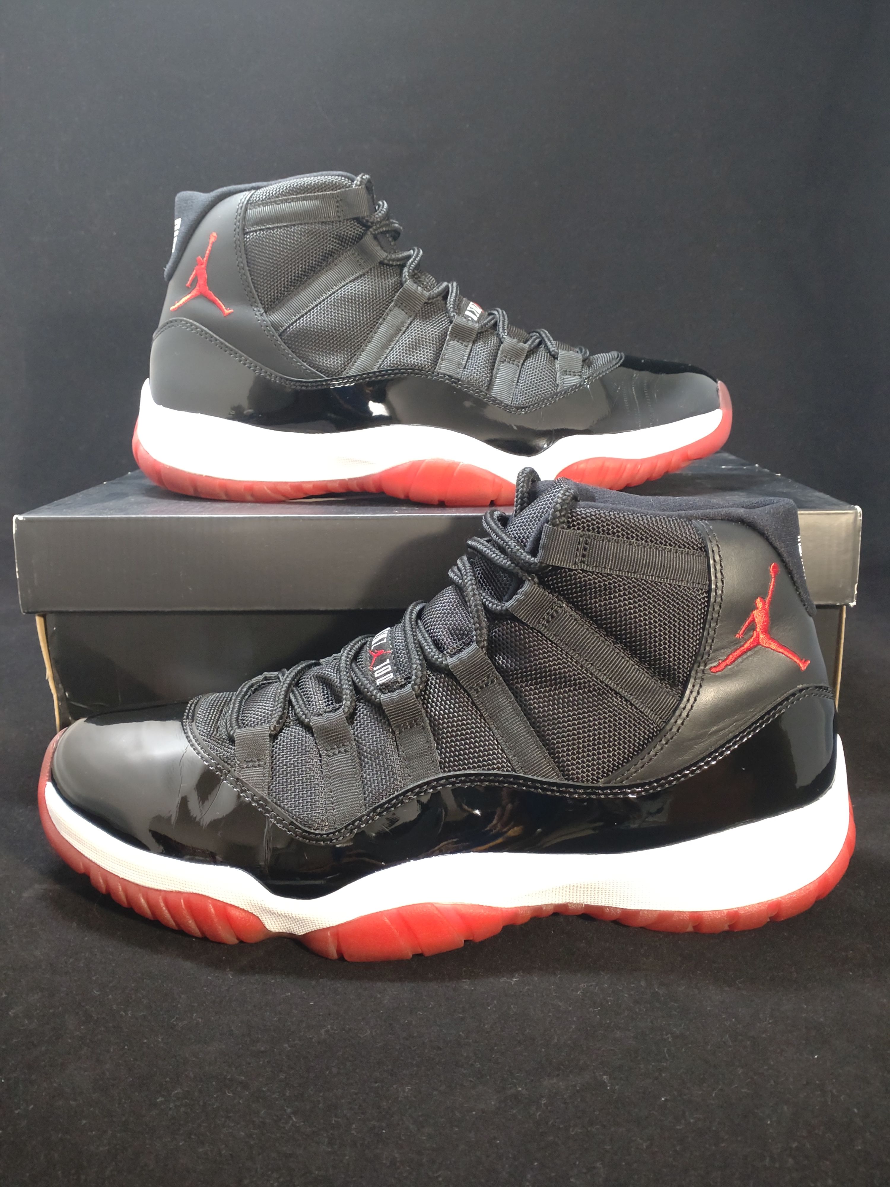 Nike Air Jordan 11 Retro "Playoffs" (2012)