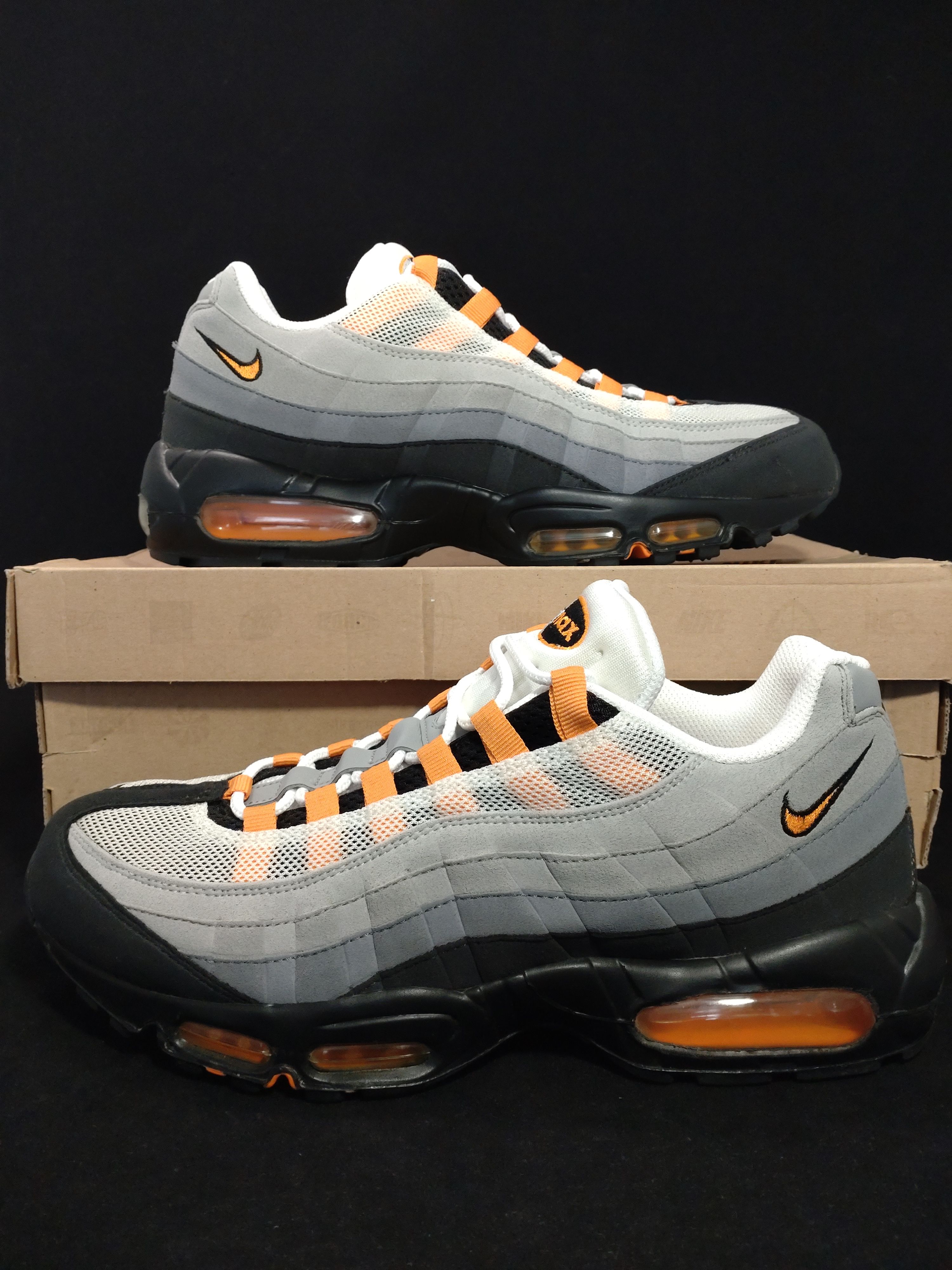 Nike Air Max 95 "White/Mandarin/Grey"