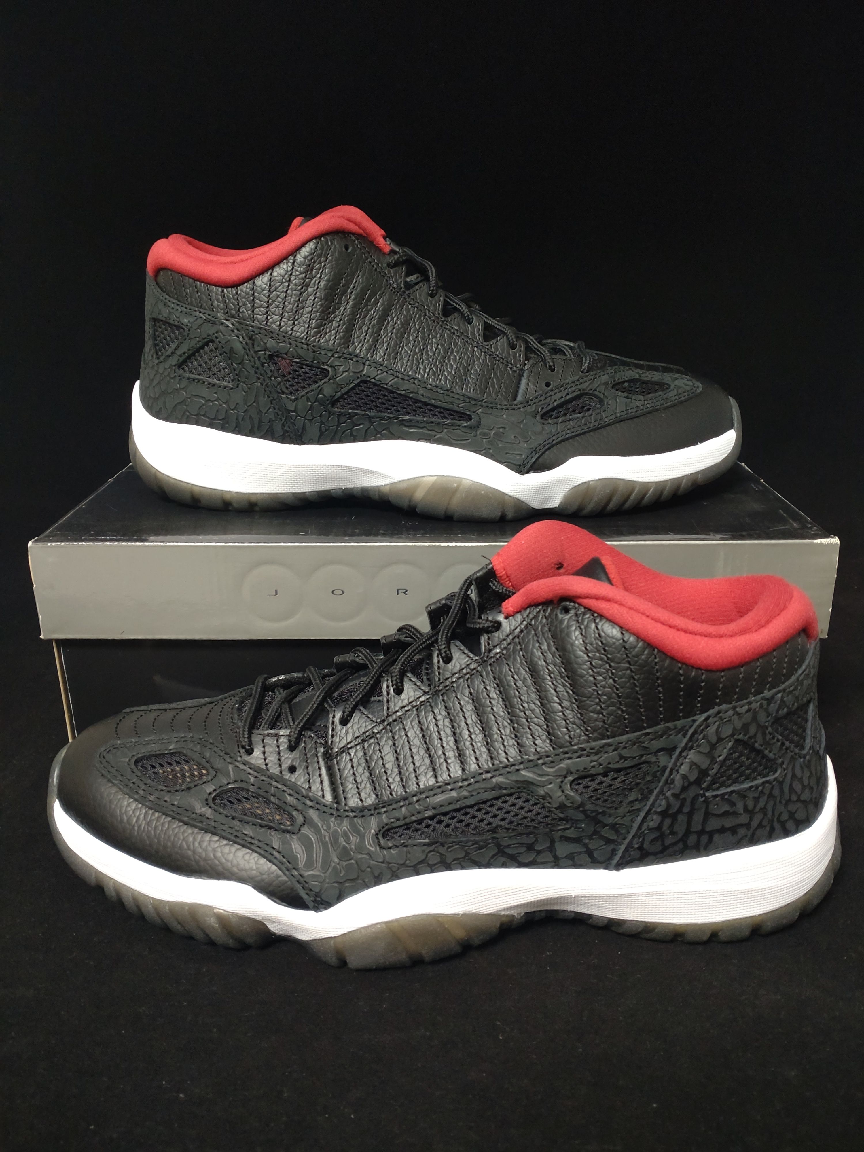 Nike Air Jordan 11 Retro Low IE "Black/Varsity Red" (2011)