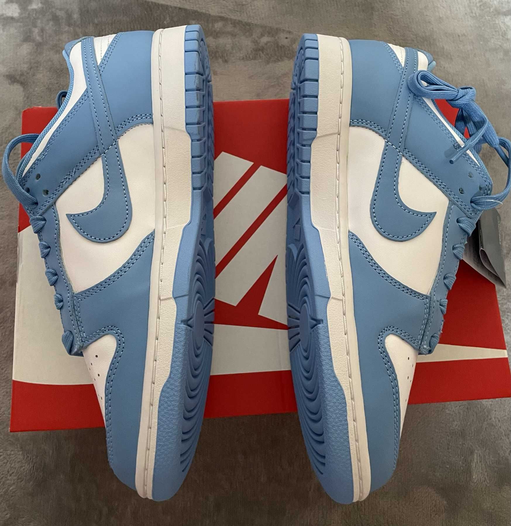 Nike Dunk Low "University Blue"