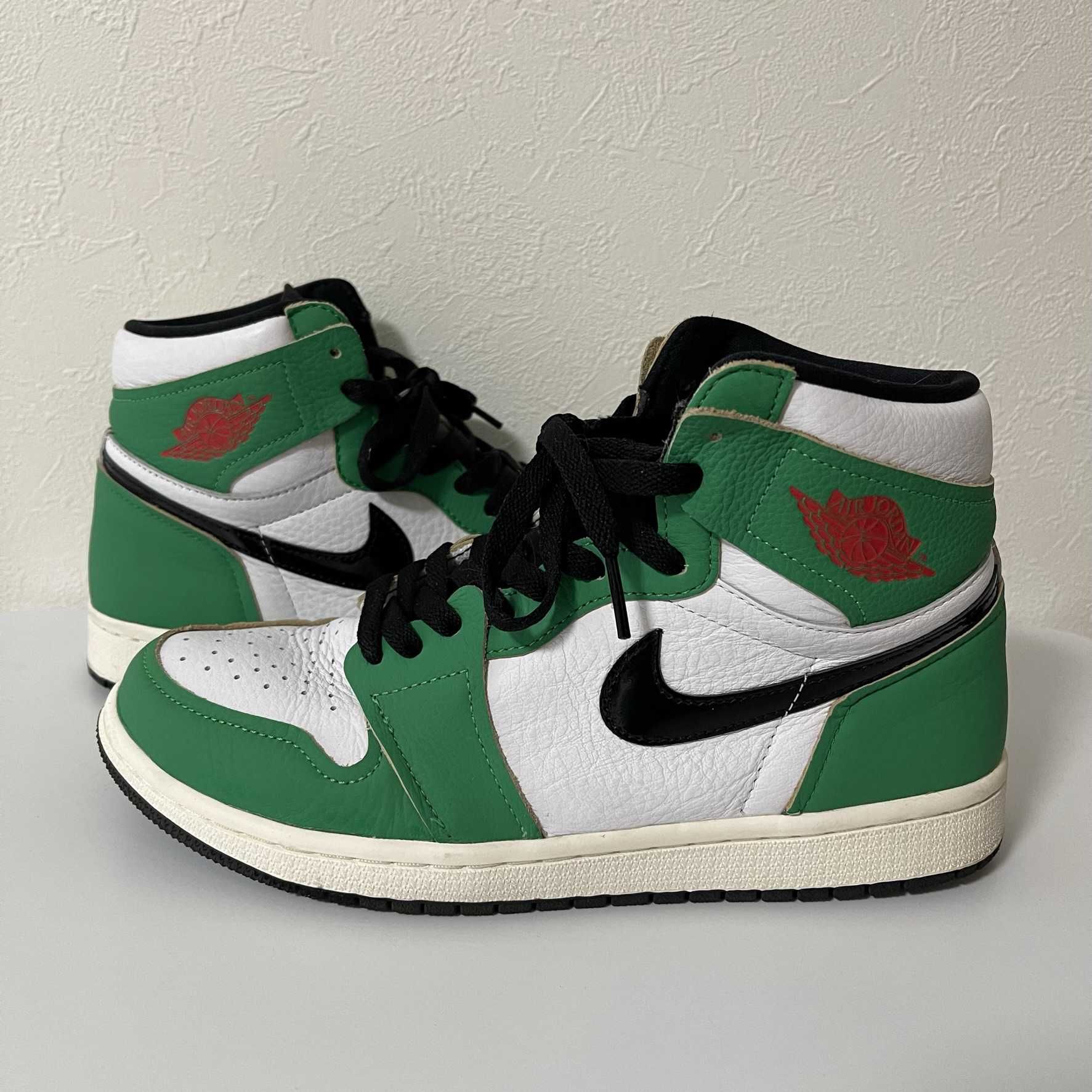 Nike Women's Air Jordan 1 High OG "Lucky Green/White-Sail-Black"   