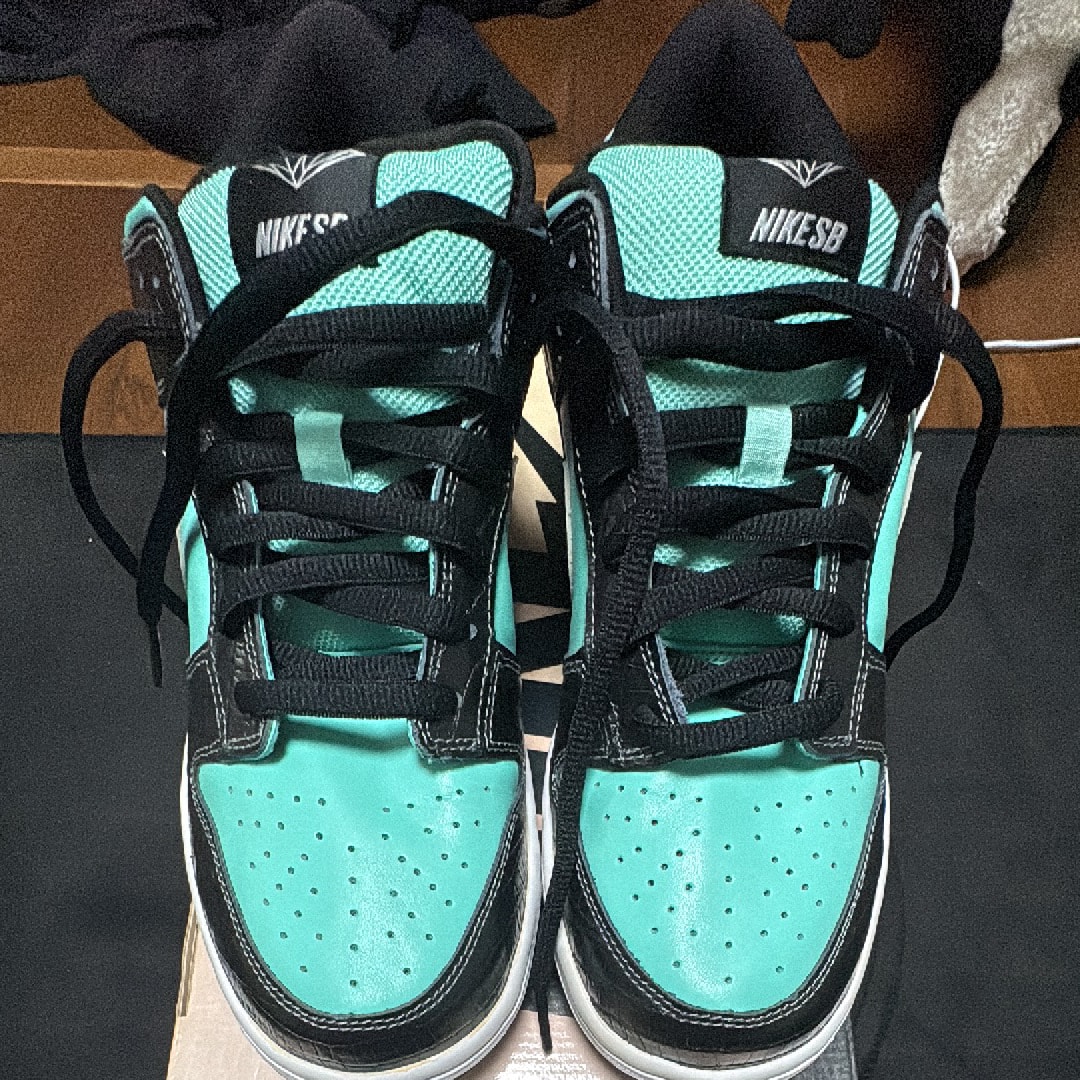 Nike SB Dunk Low Diamond Suppil Co. "Tiffany"