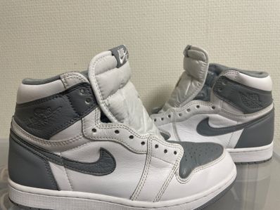 Nike Air Jordan 1 High OG "Stealth"