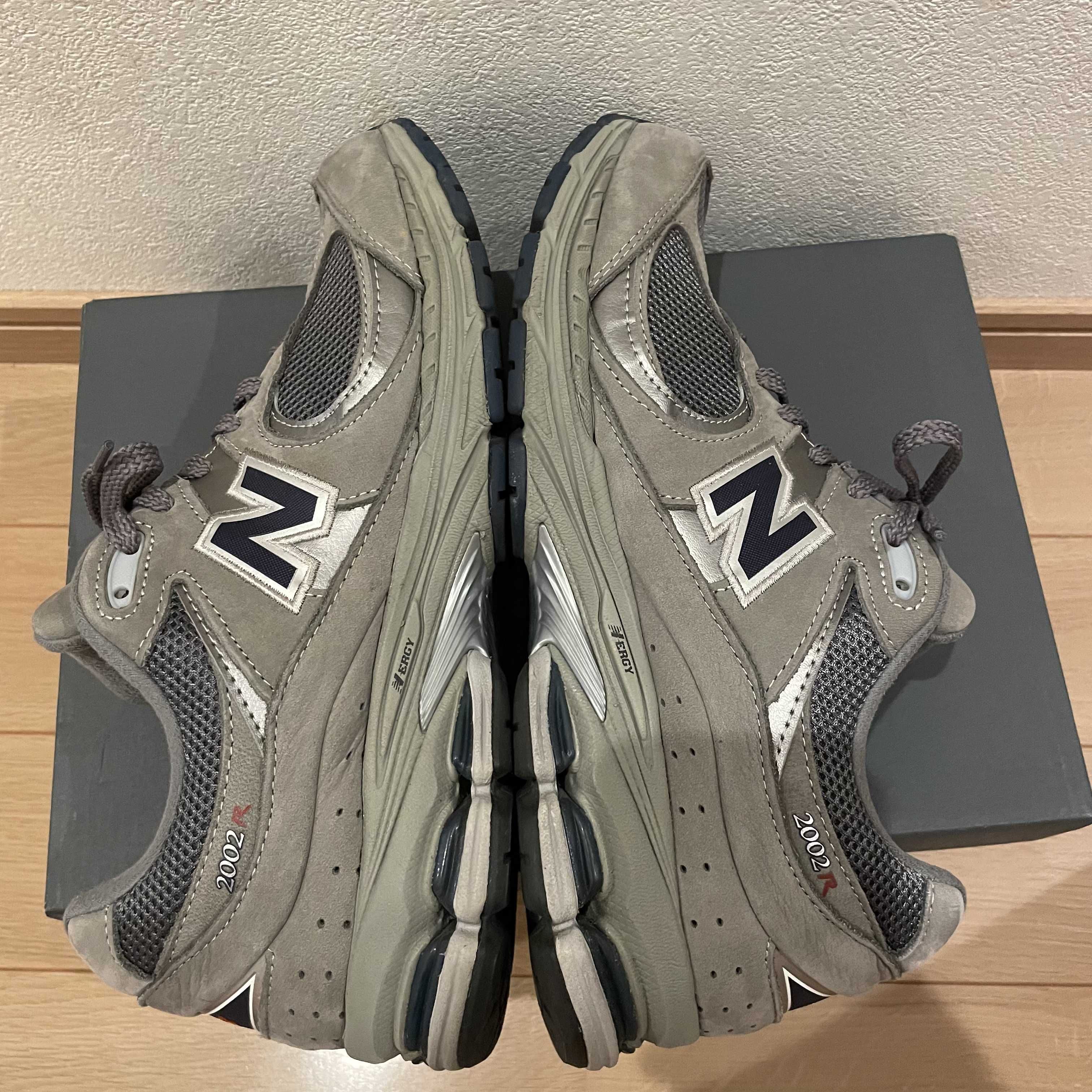 New Balance 2002R "Gray"